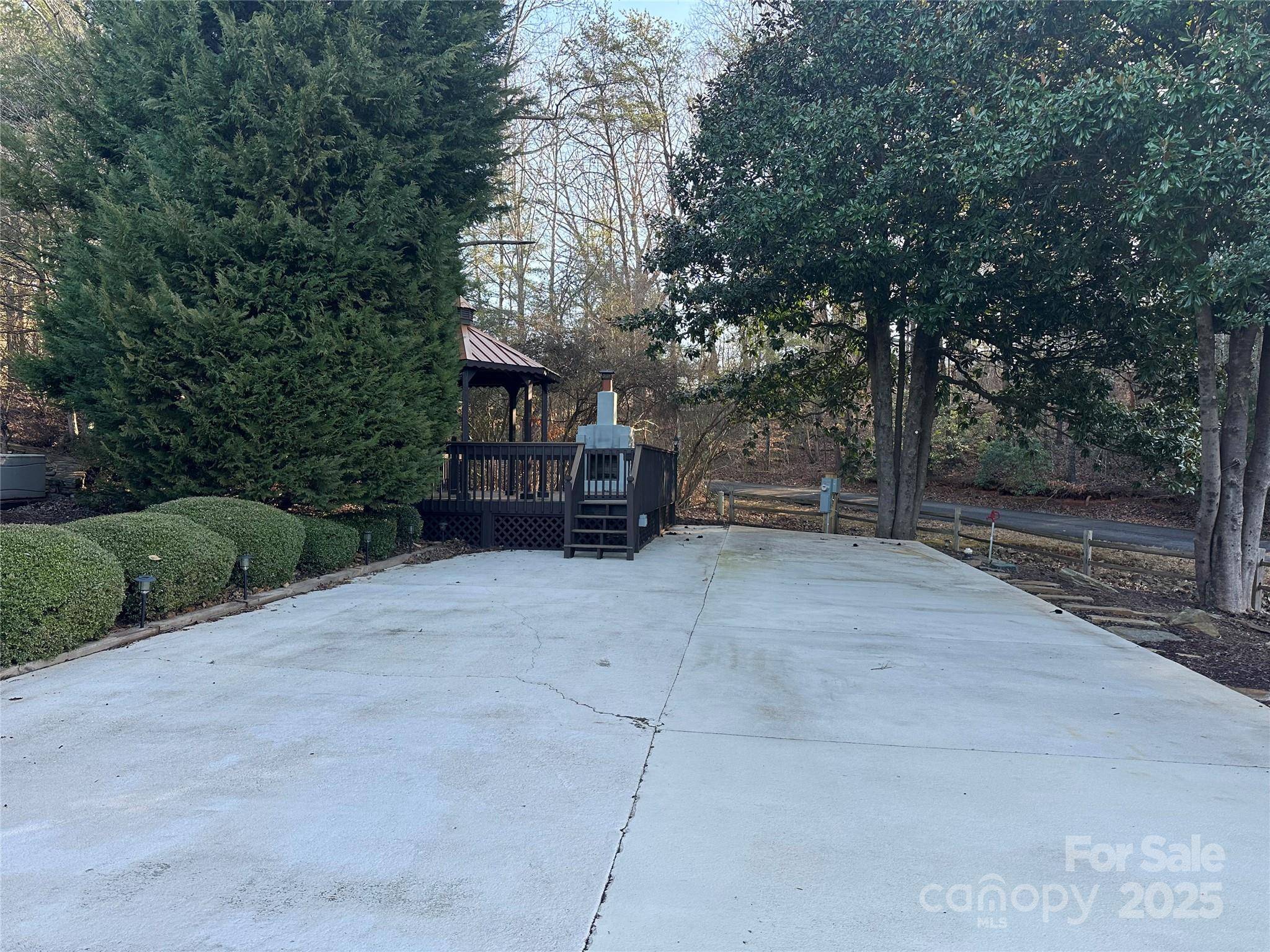 109 Cornell CIR #109, Lake Lure, NC 28746