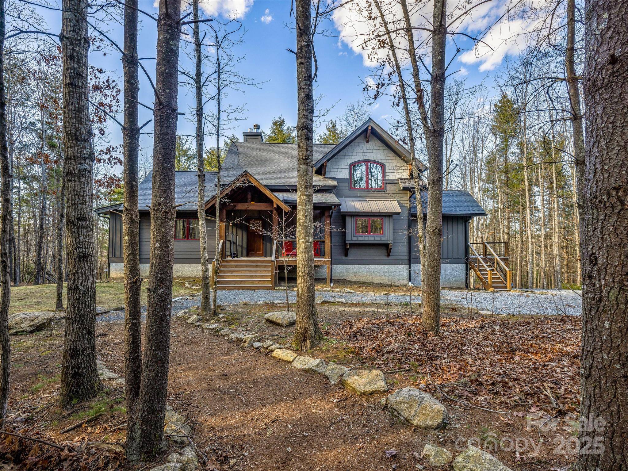 103 Duck Hope DR, Hendersonville, NC 28739