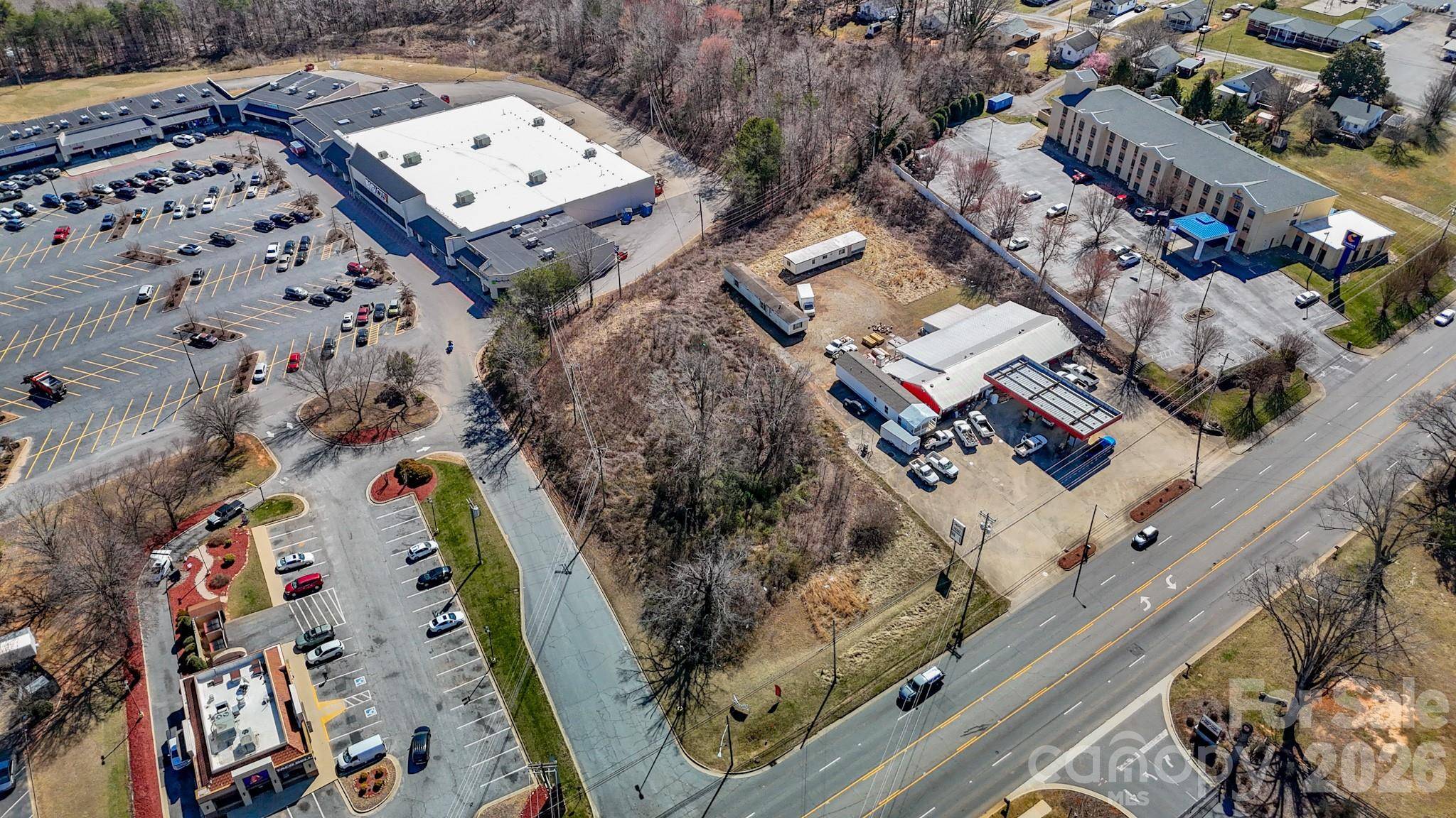 1261 Burkemont AVE, Morganton, NC 28655