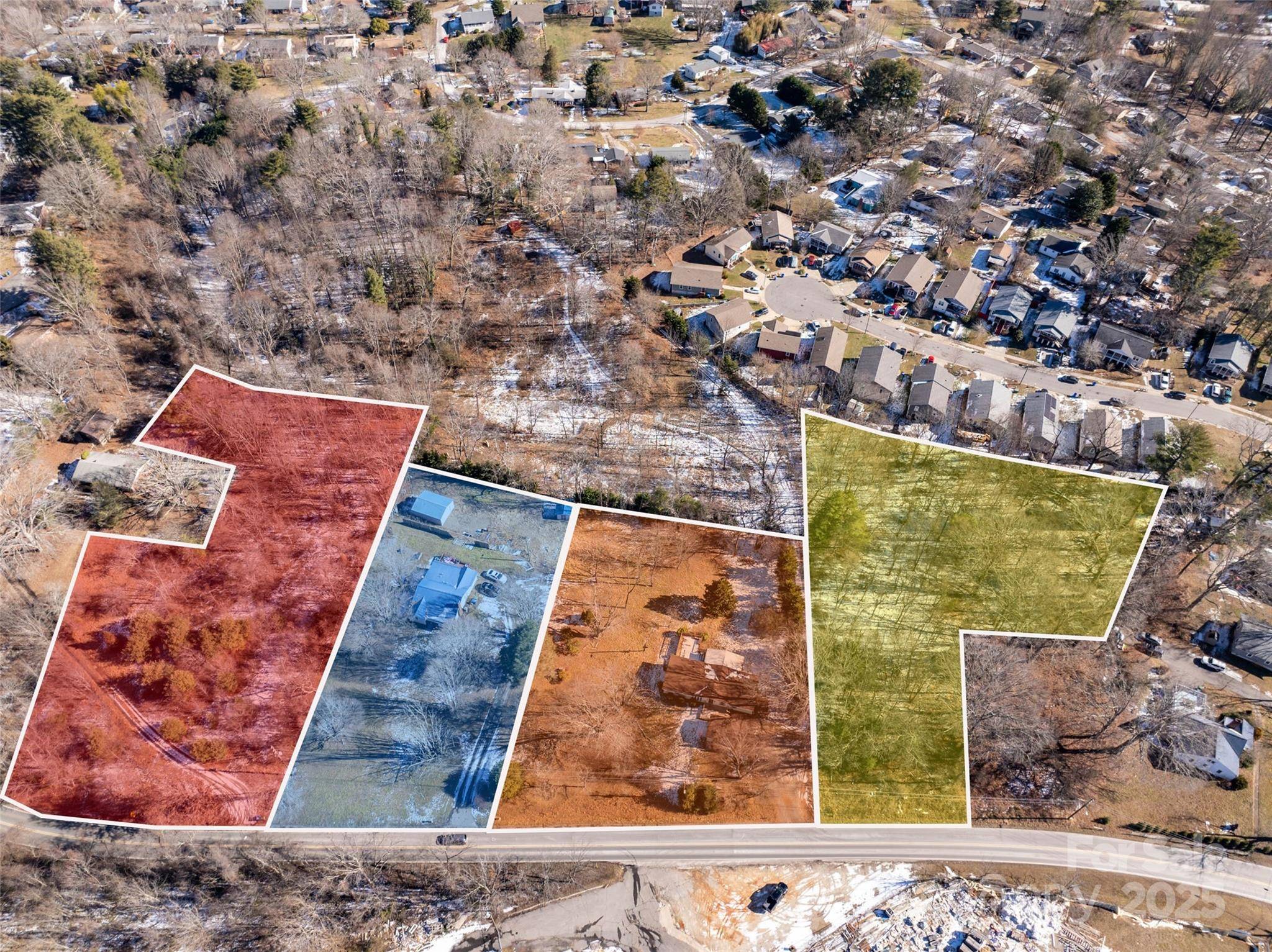 215 N Bear Creek RD, Asheville, NC 28806