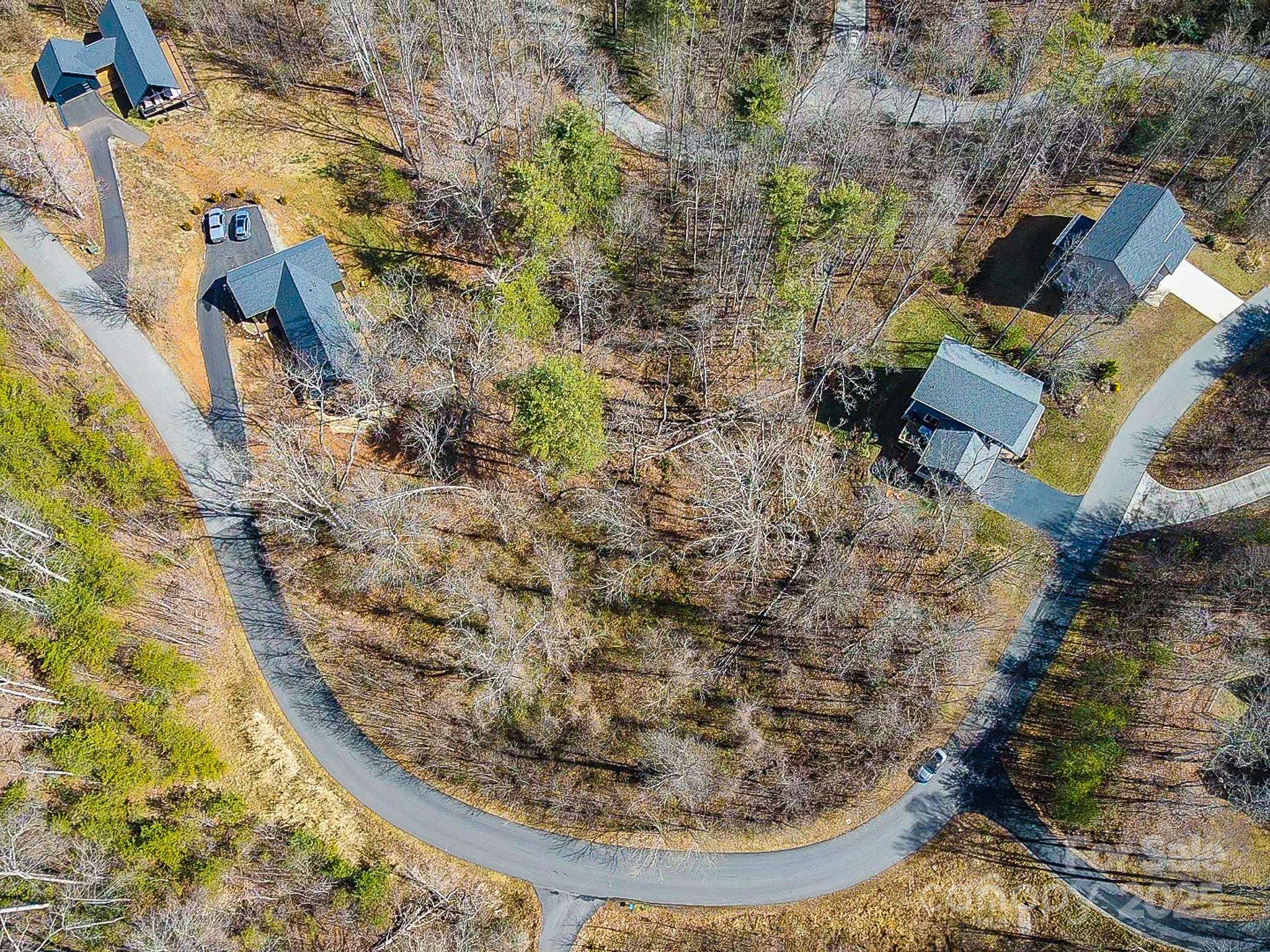 48 Wind Stone DR, Asheville, NC 28804