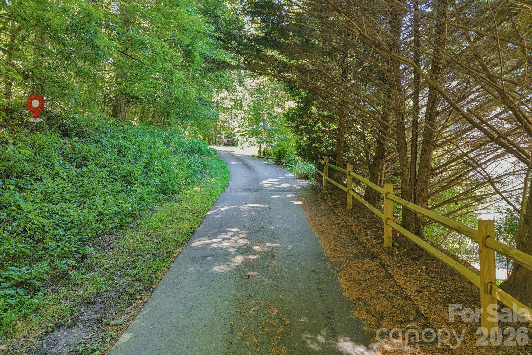 9999 Indian Falls RD, Asheville, NC 28803