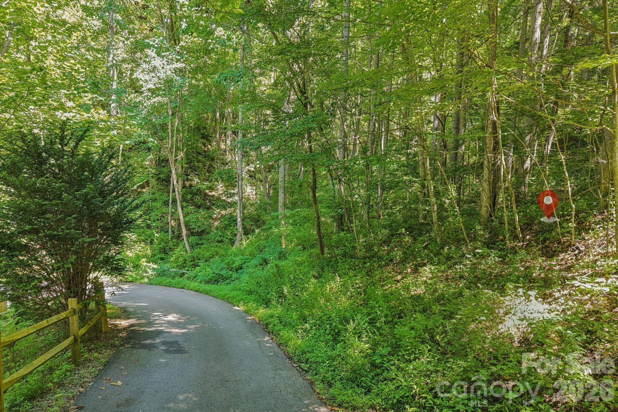 9999 Indian Falls RD, Asheville, NC 28803