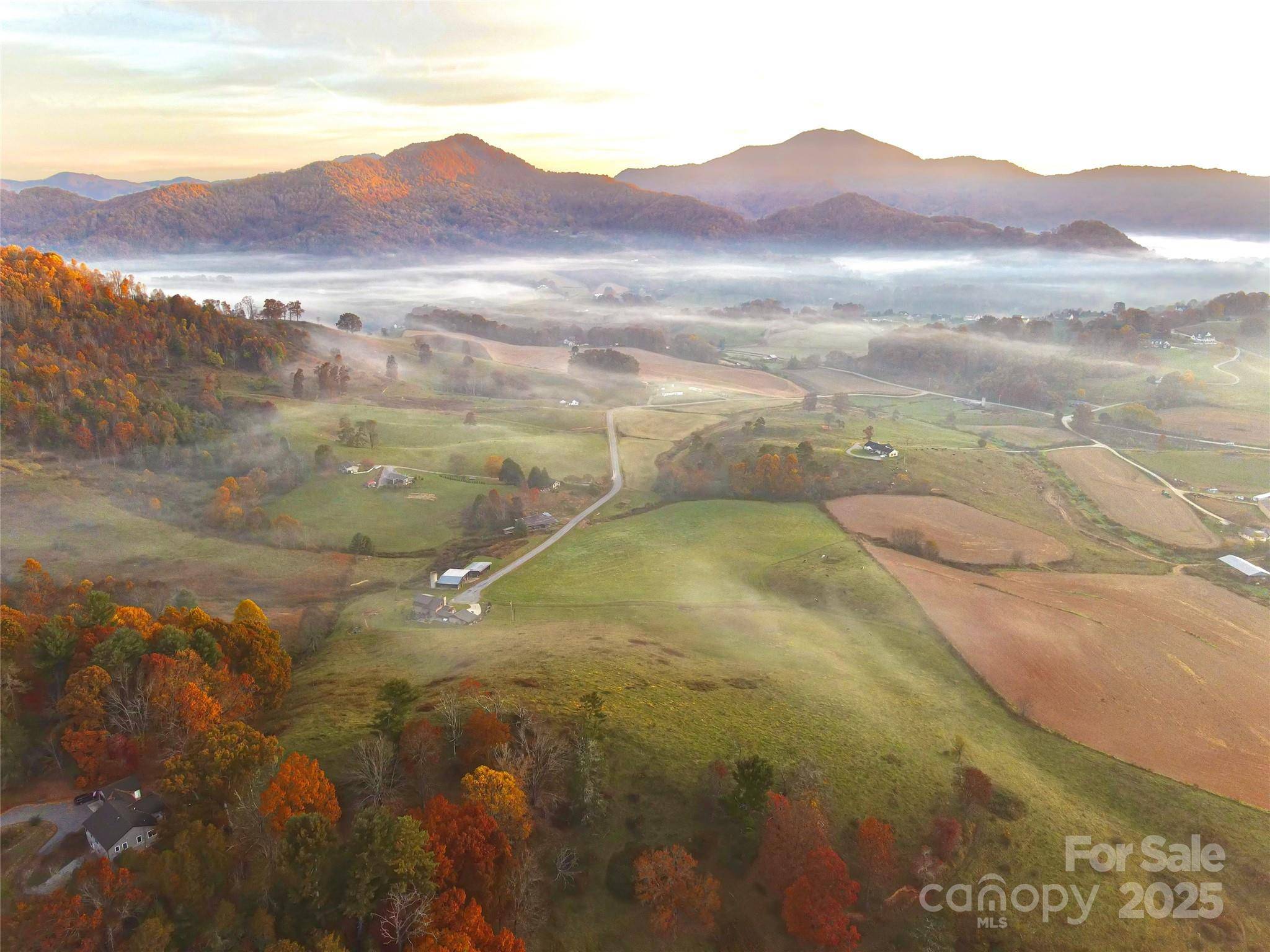 999 Coyote Hollow RD #39, Waynesville, NC 28785
