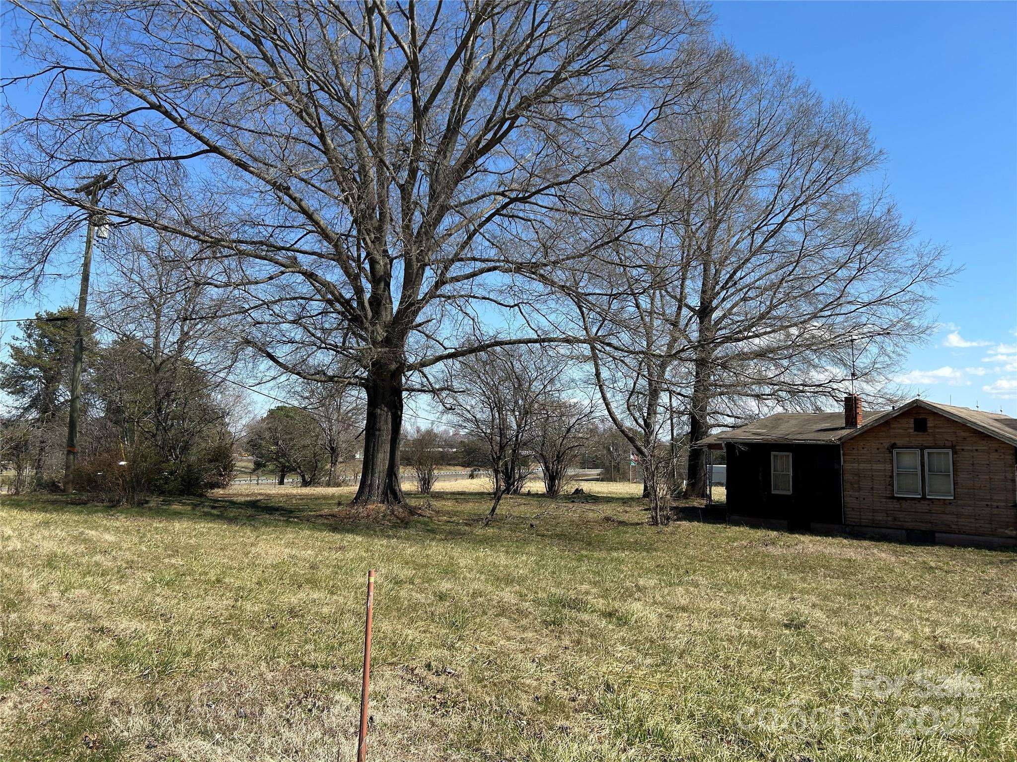 1350 Rock Barn RD NE, Conover, NC 28613