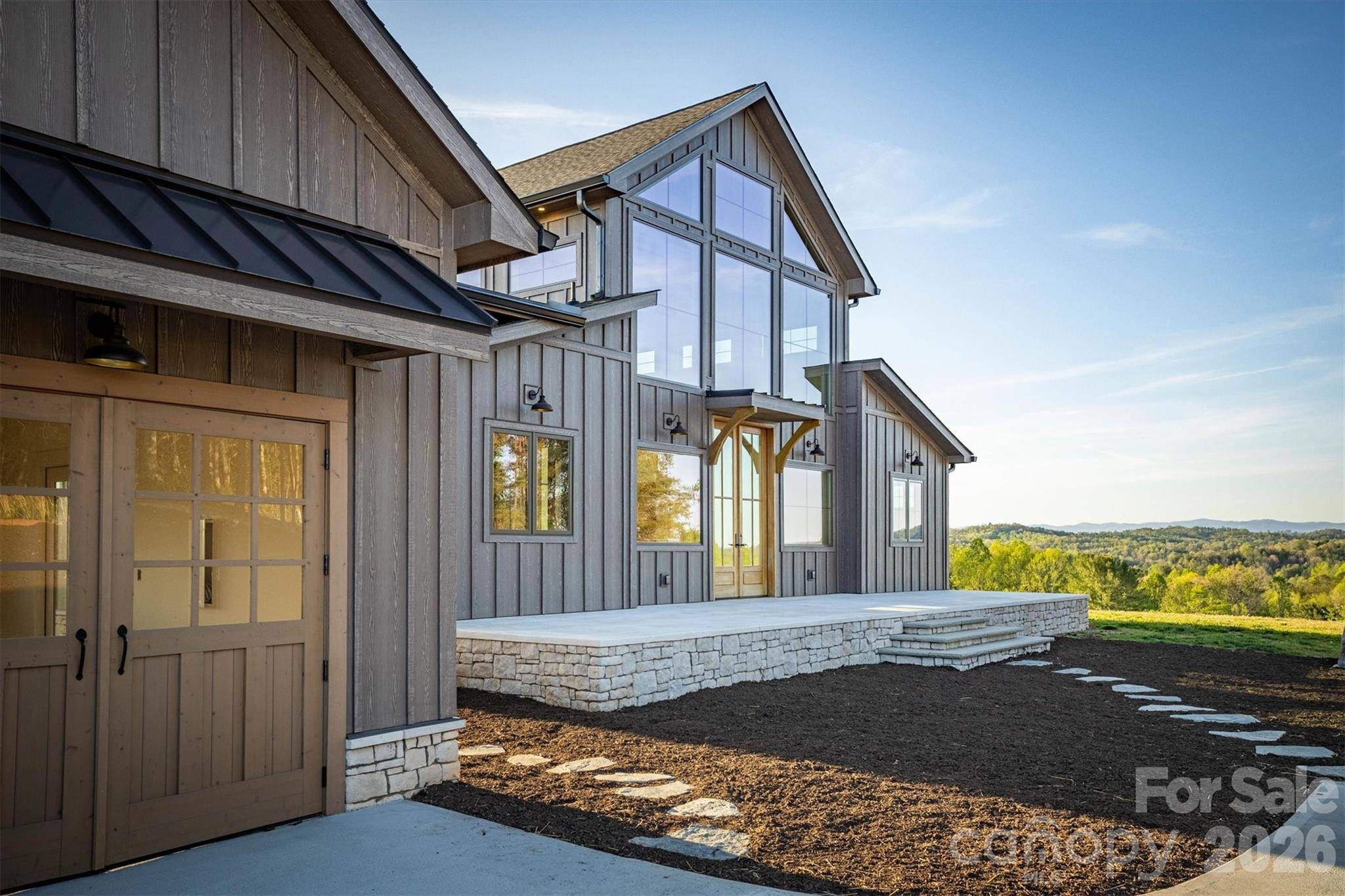 2013 Hitching Post TRL, Lenoir, NC 28645