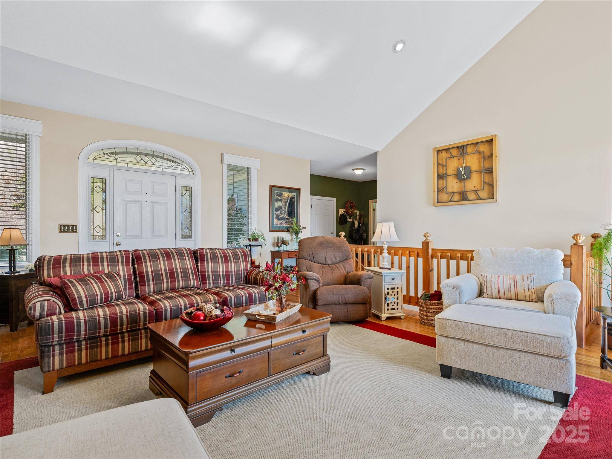 288 Hawks Point DR, Zirconia, NC 28790