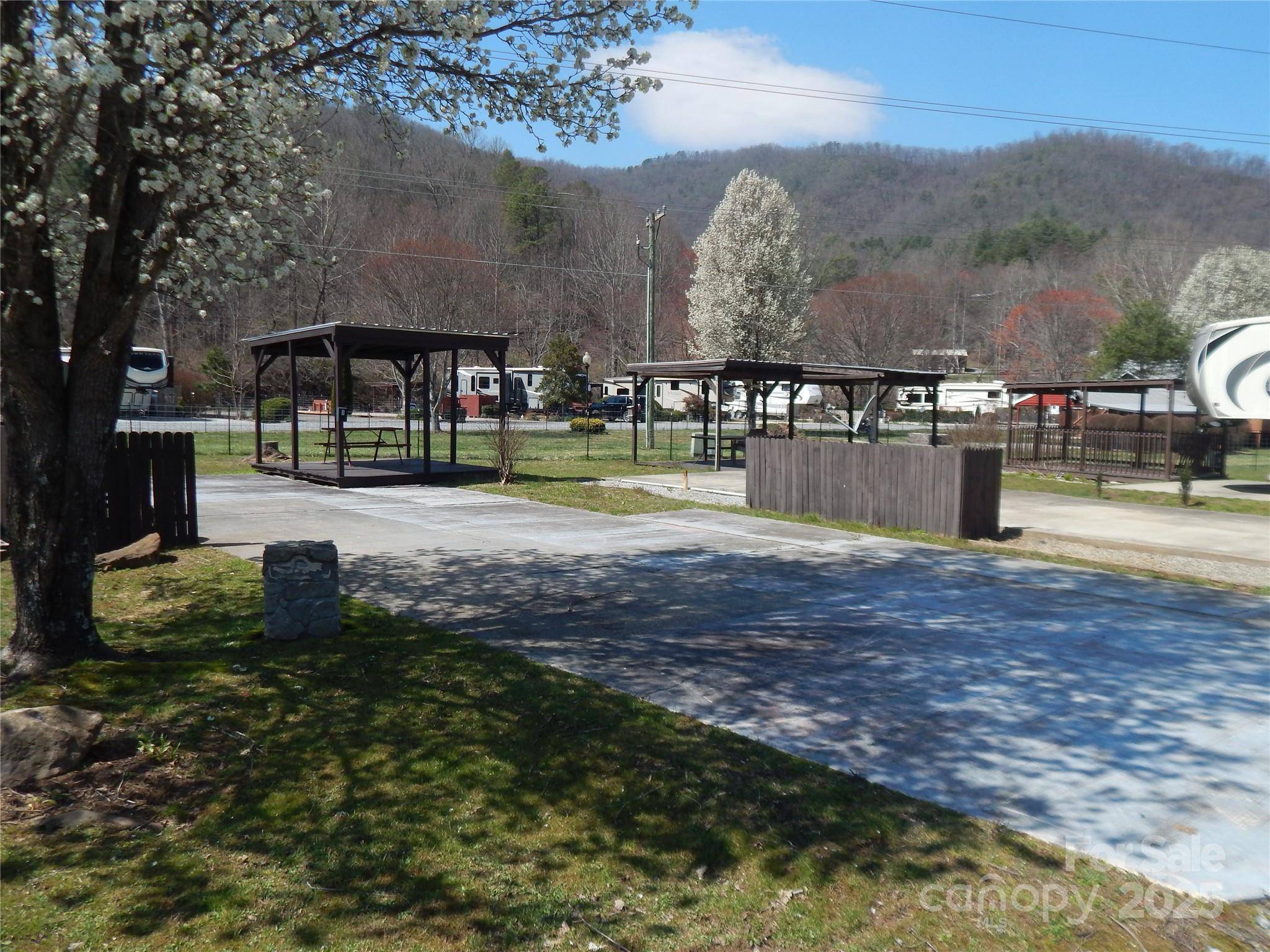 50 Timber Leaf DR #8, Sylva, NC 28779