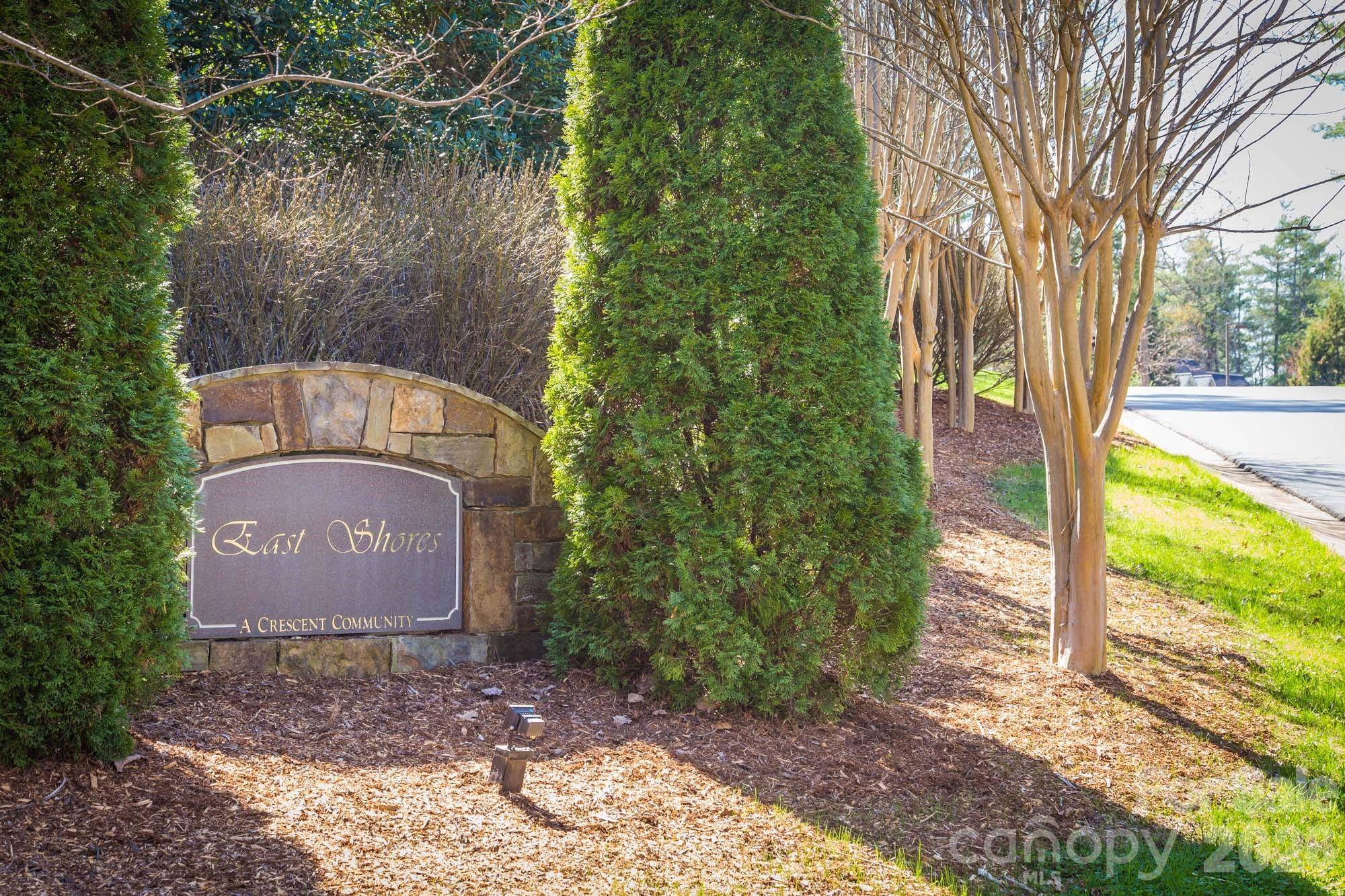 1600 Lillians Point CT #33, Morganton, NC 28655