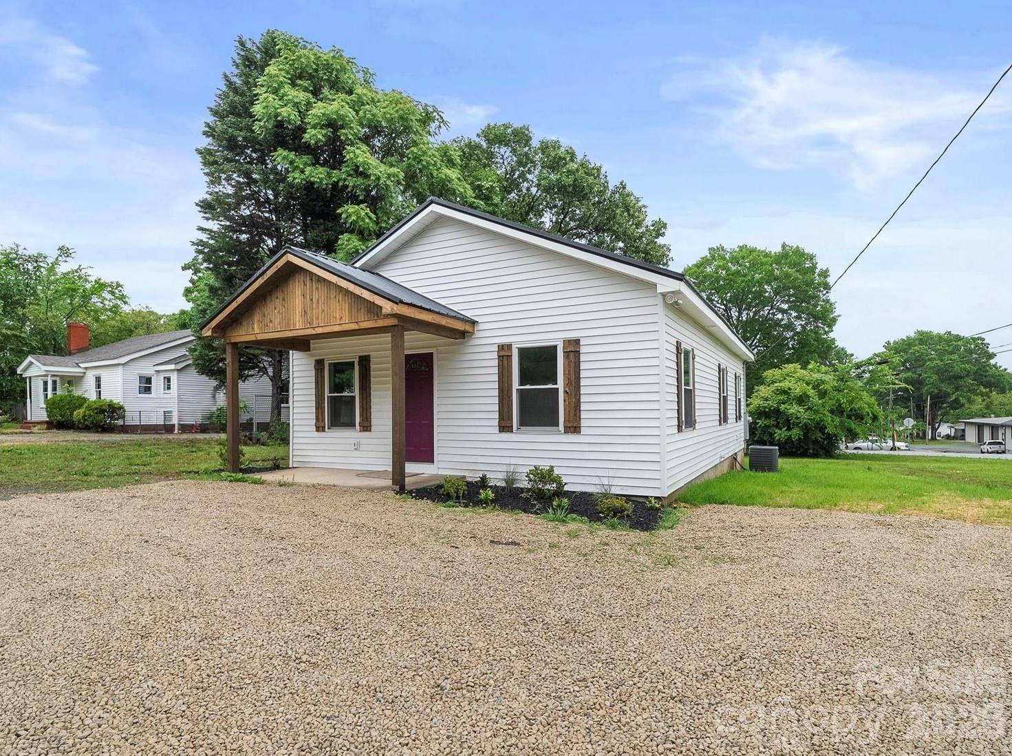 1067 Old Charlotte RD, Concord, NC 28027