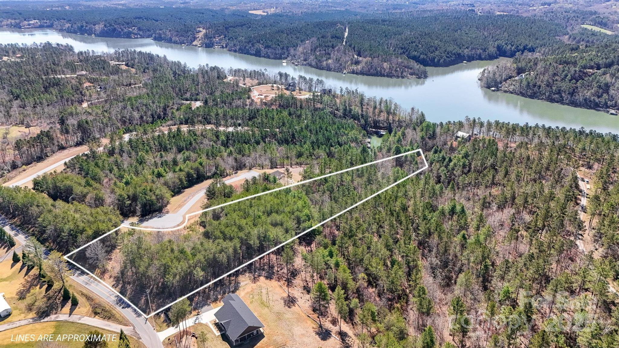 1428 Edgewater TRL, Granite Falls, NC 28630