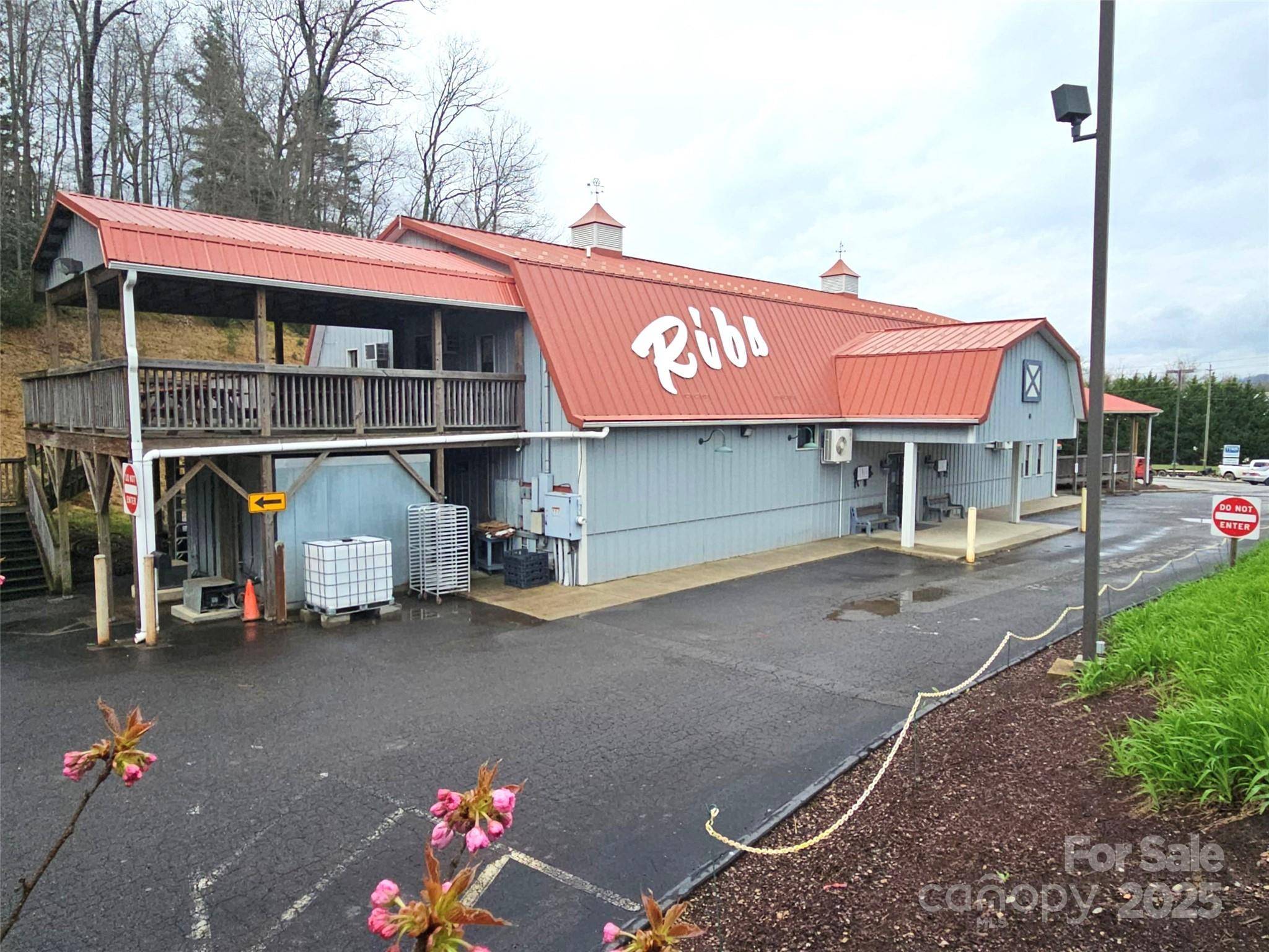 701 NC 9 HWY, Black Mountain, NC 28711