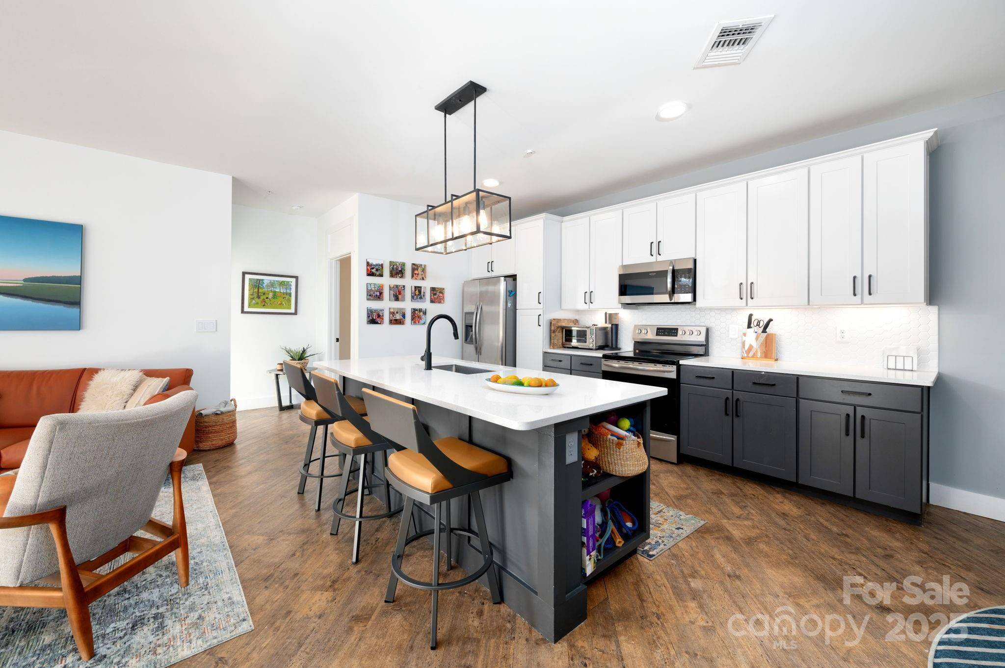 55 S Market ST #101, Asheville, NC 28801
