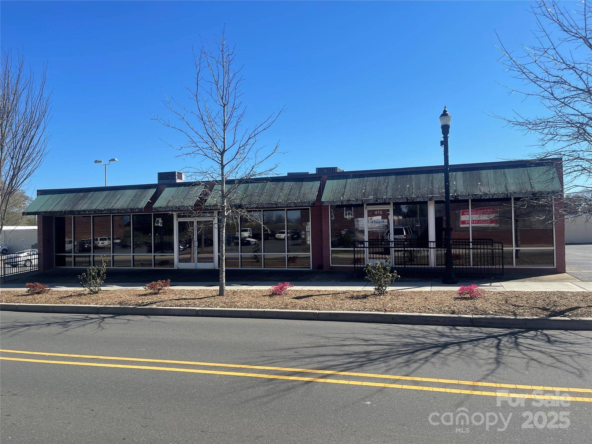 413 W Main AVE, Gastonia, NC 28052
