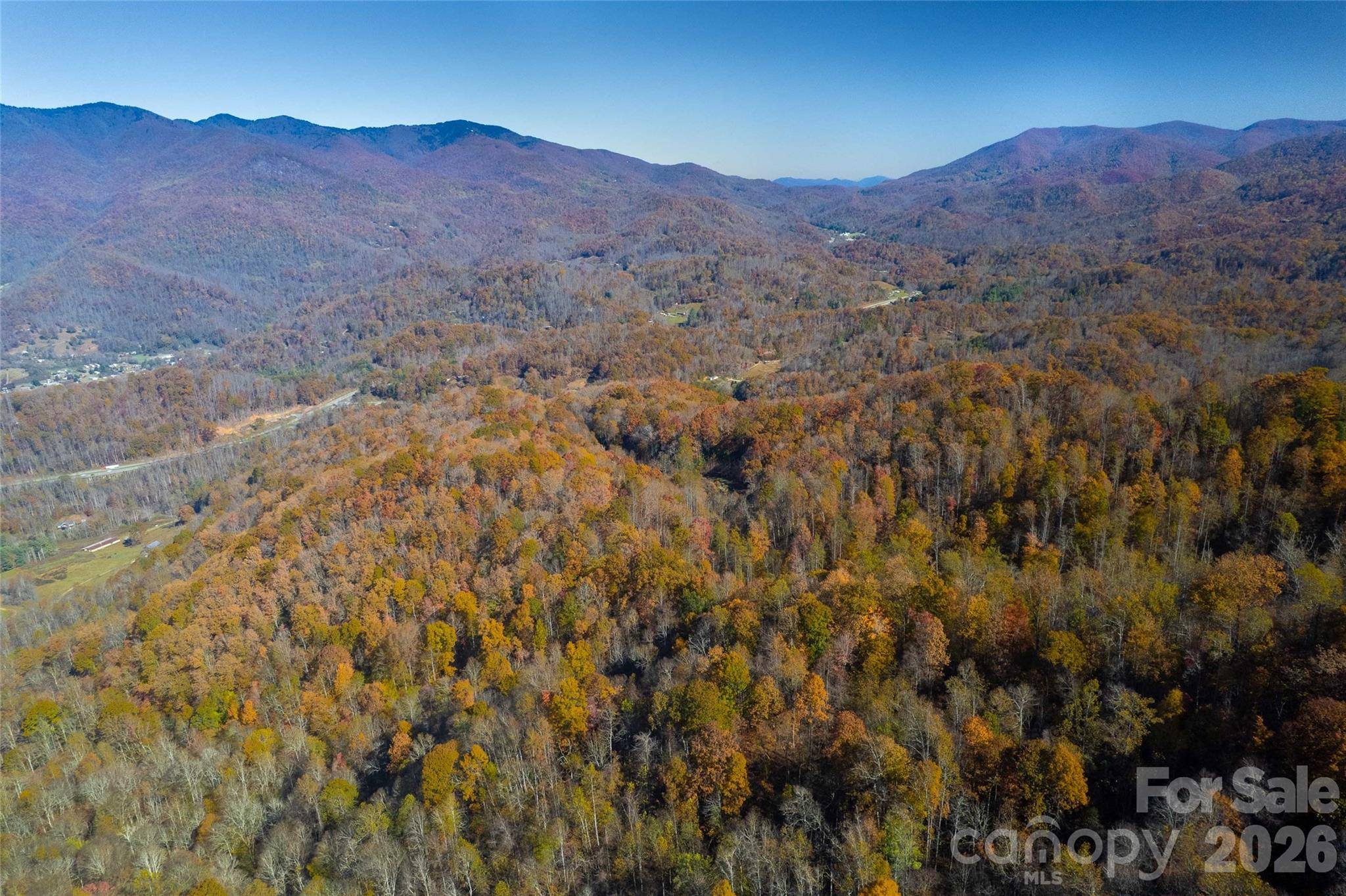5 Copperhead CV, Sylva, NC 28779