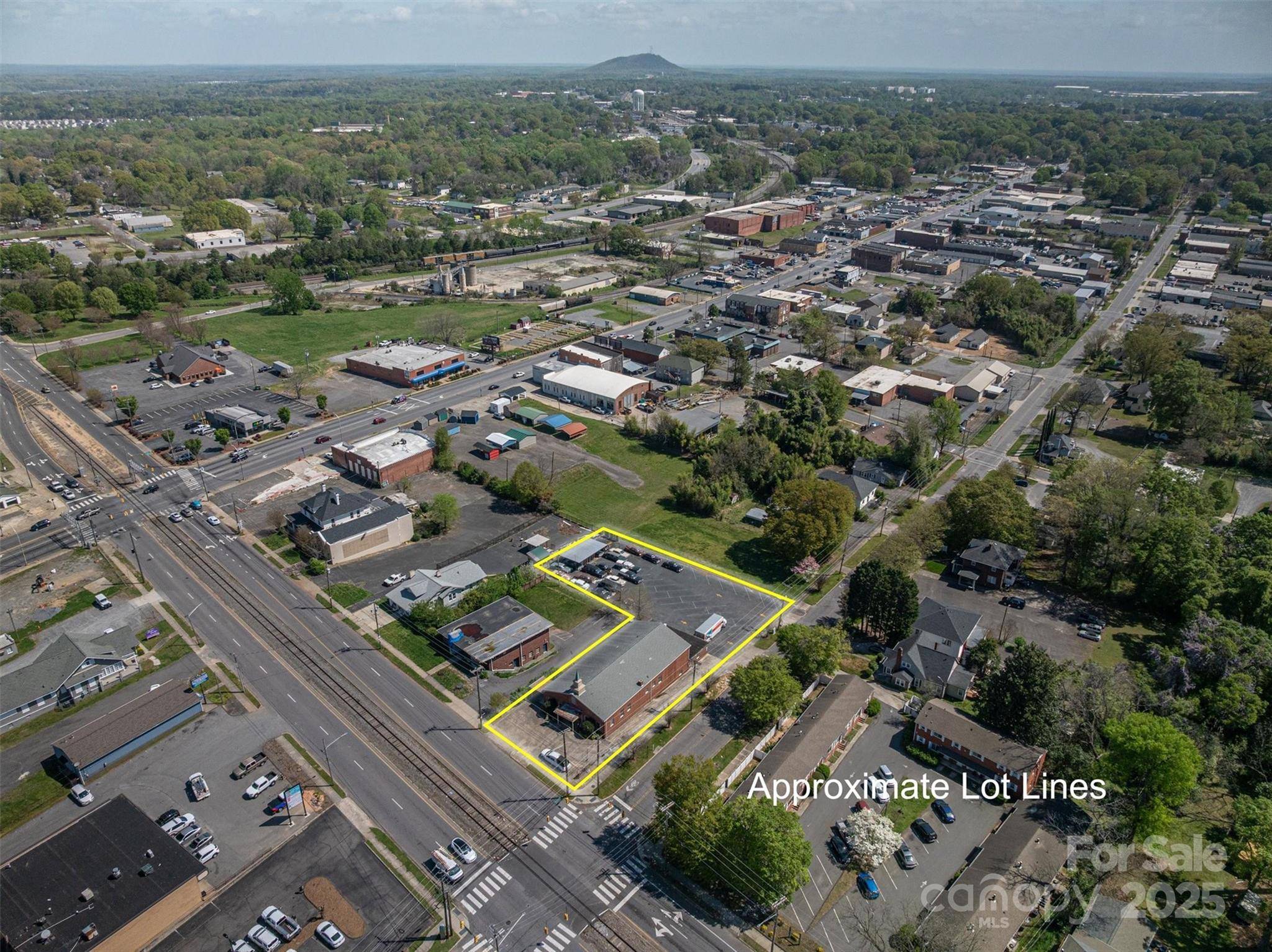 220 S Broad ST, Gastonia, NC 28054