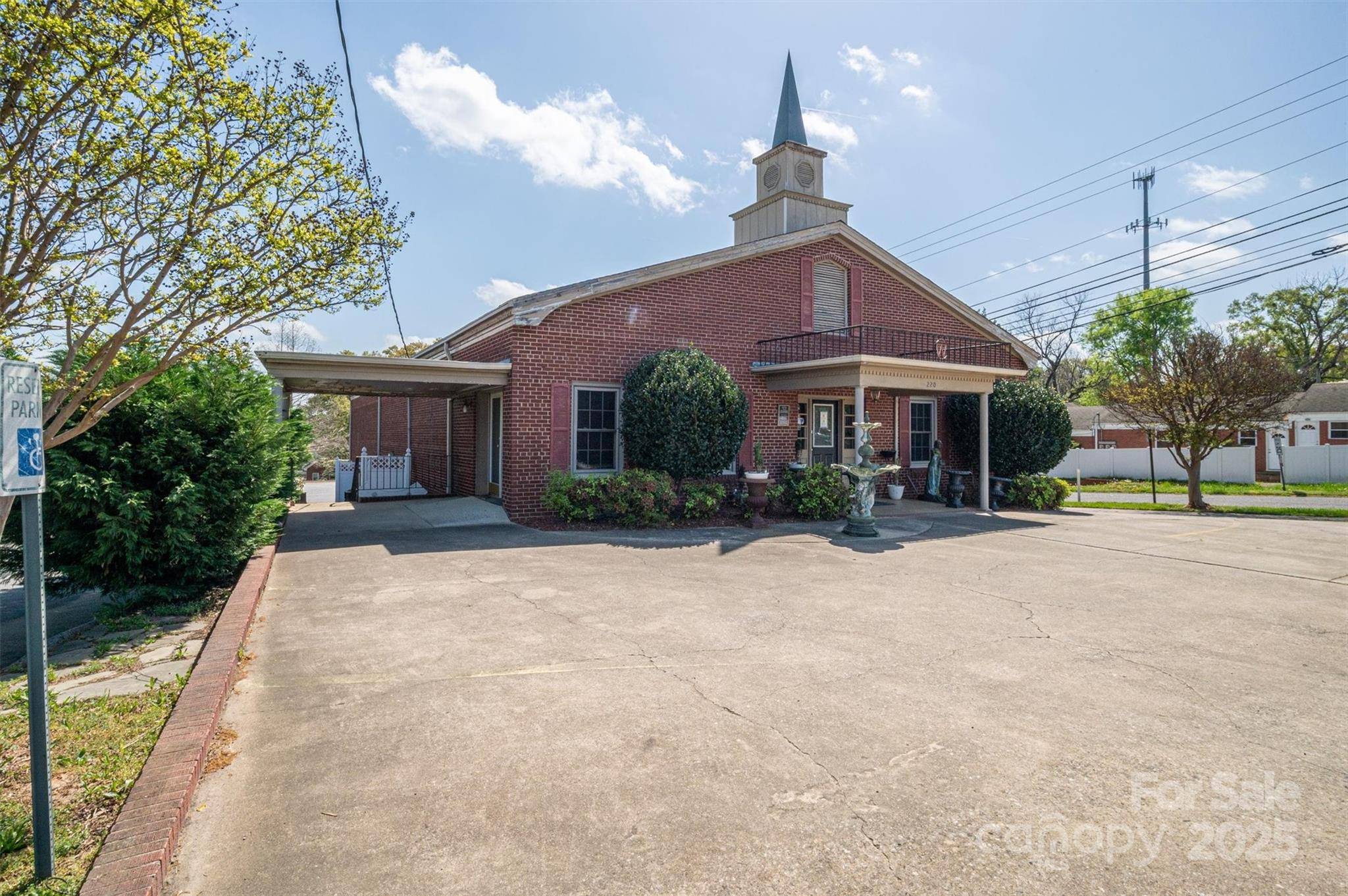 220 S Broad ST, Gastonia, NC 28054