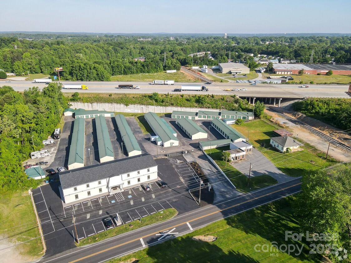 1121 Old Concord RD, Salisbury, NC 28146
