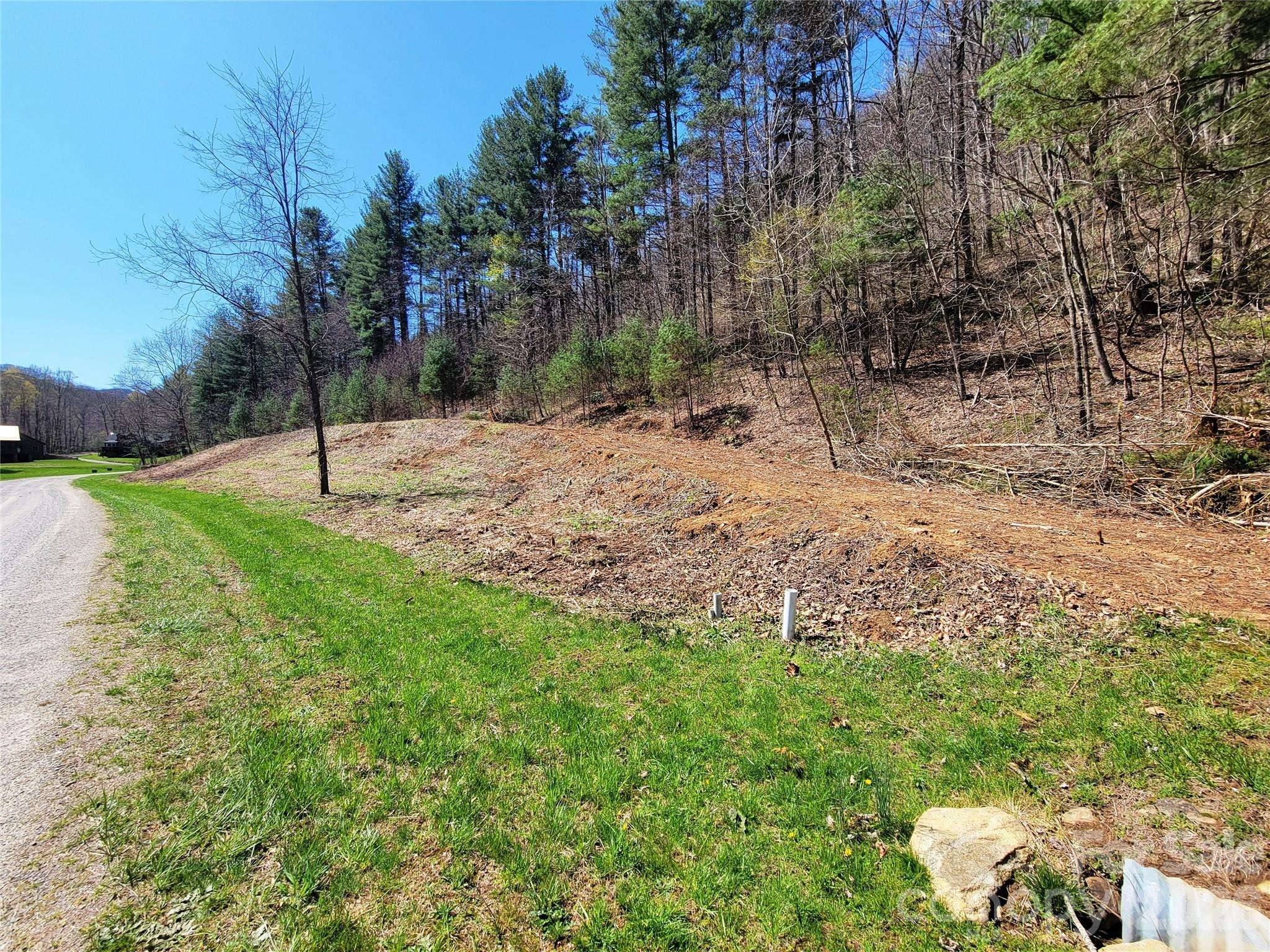 300 Shining Rock DR #25, Canton, NC 28716