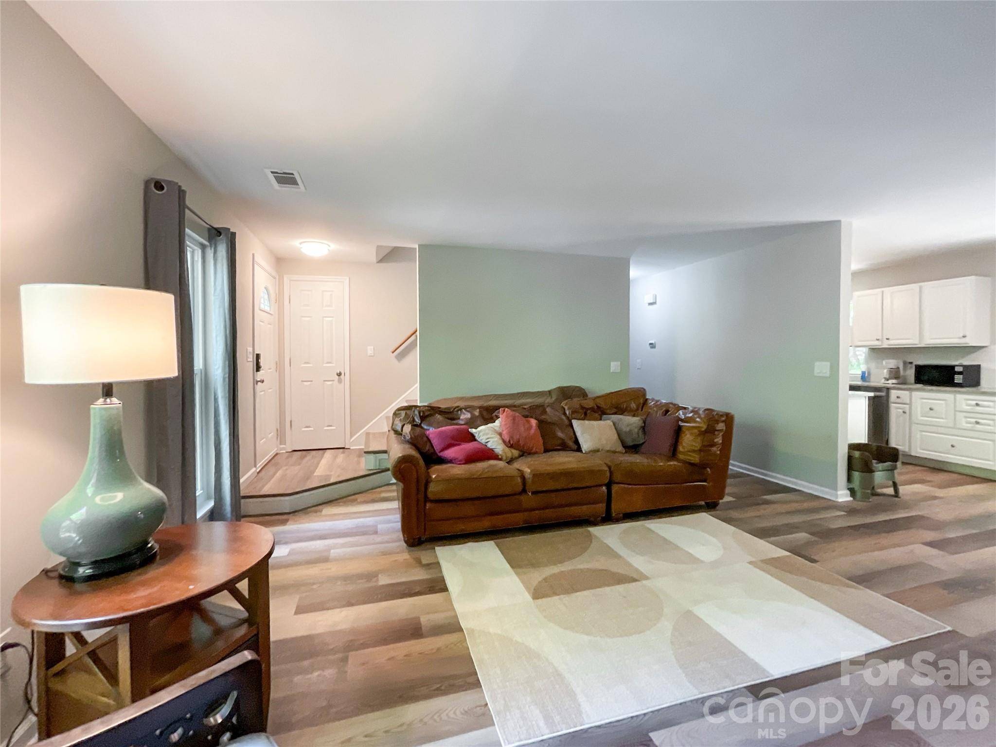 2113 Killarney PL, Charlotte, NC 28262