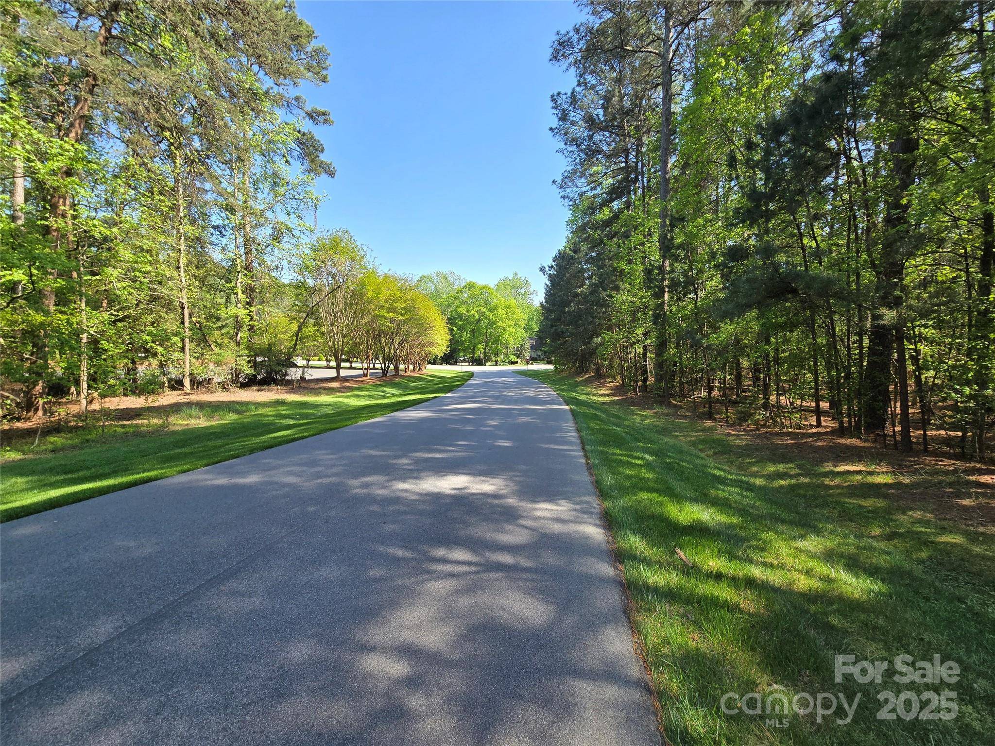 133 Badin View DR, Badin Lake, NC 28127