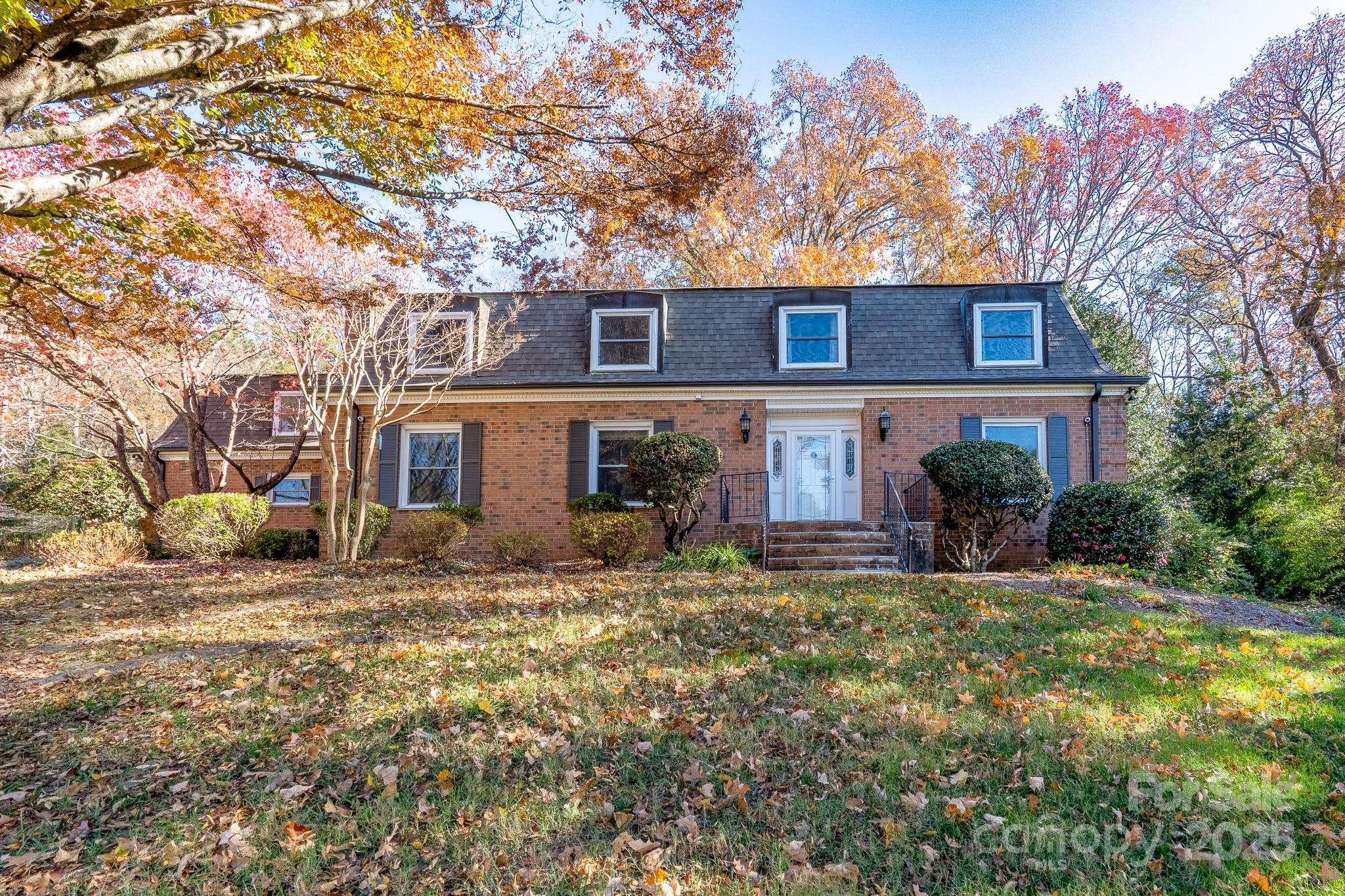 758 Williamsburg DR NE, Concord, NC 28025
