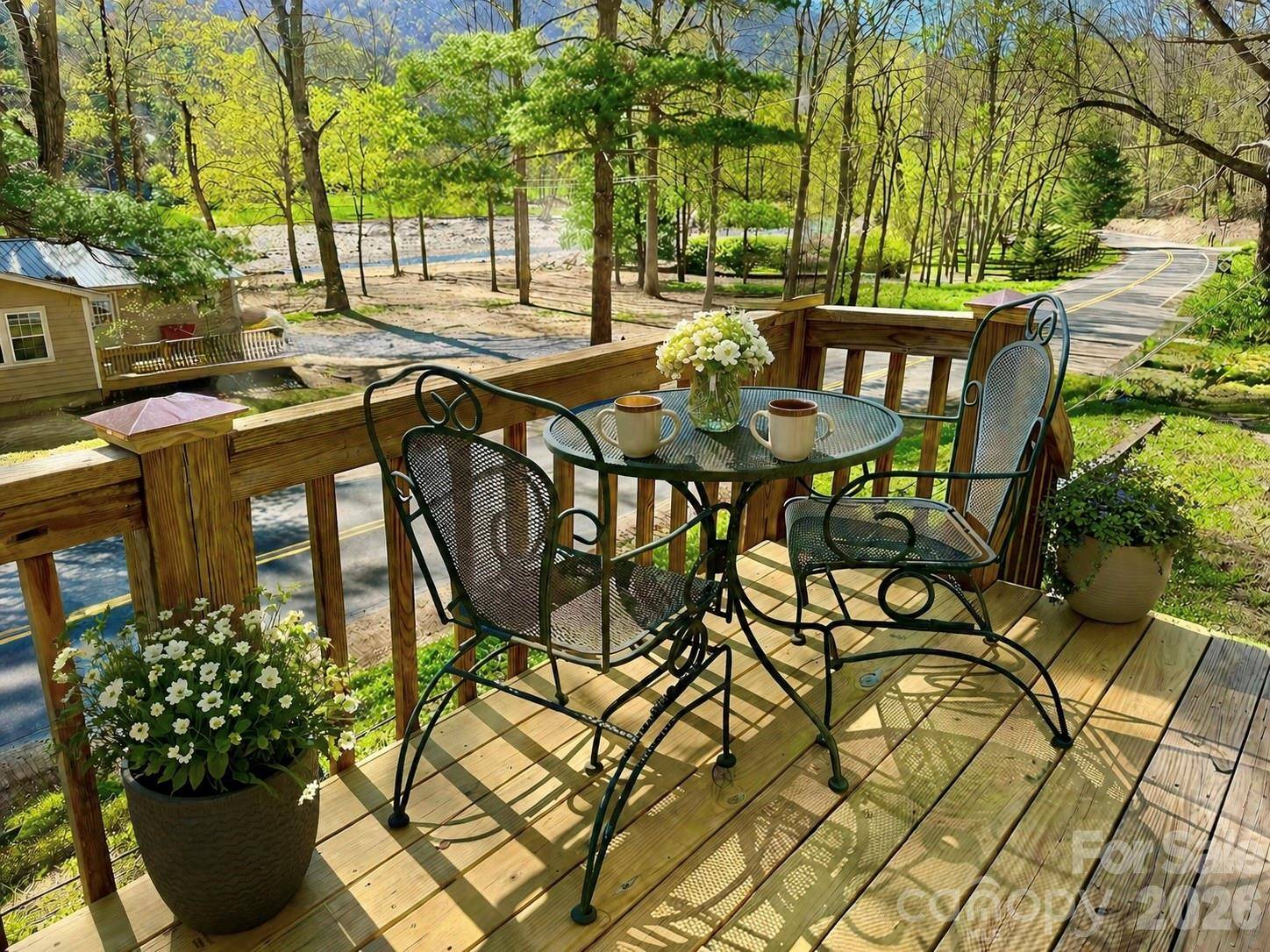5381 State HWY 197 S HWY #3, Burnsville, NC 28714