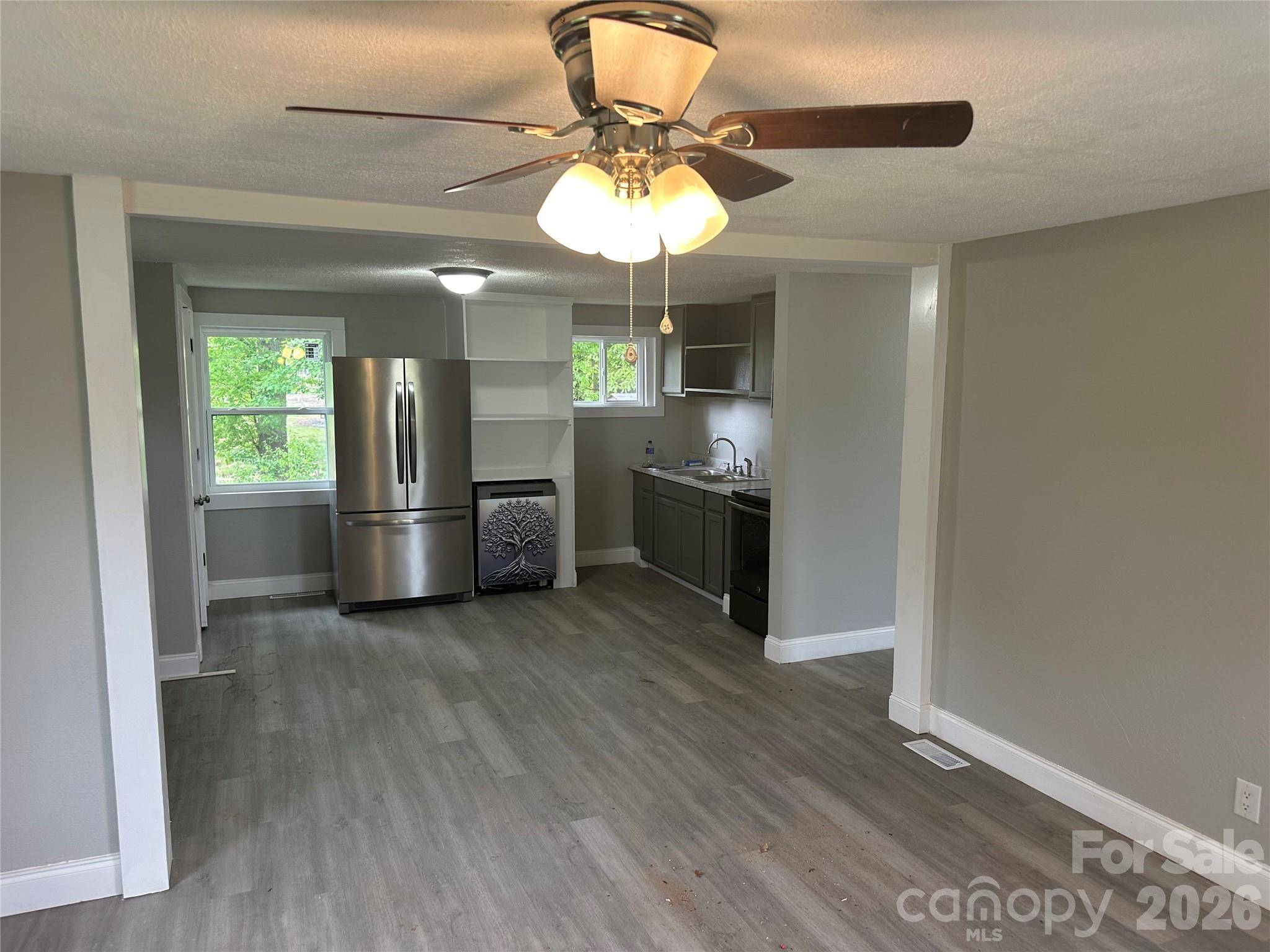 209 Brookview RD, Statesville, NC 28625