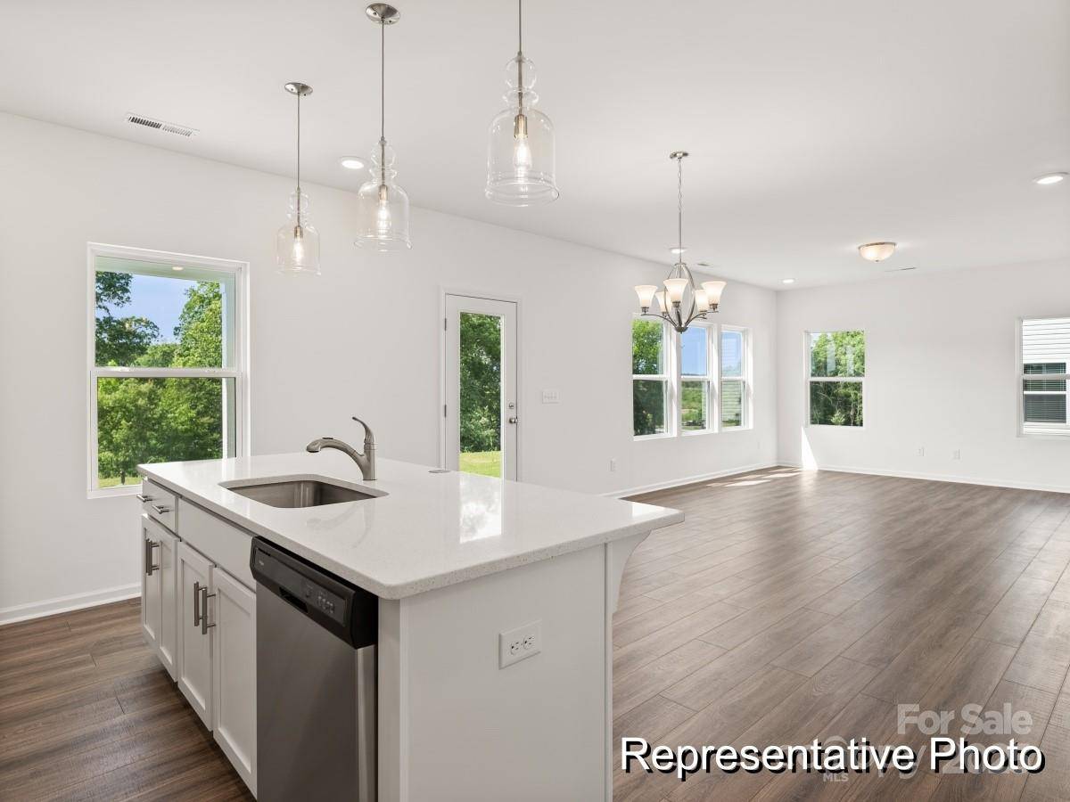 106 Jetty LN #472, Statesville, NC 28677