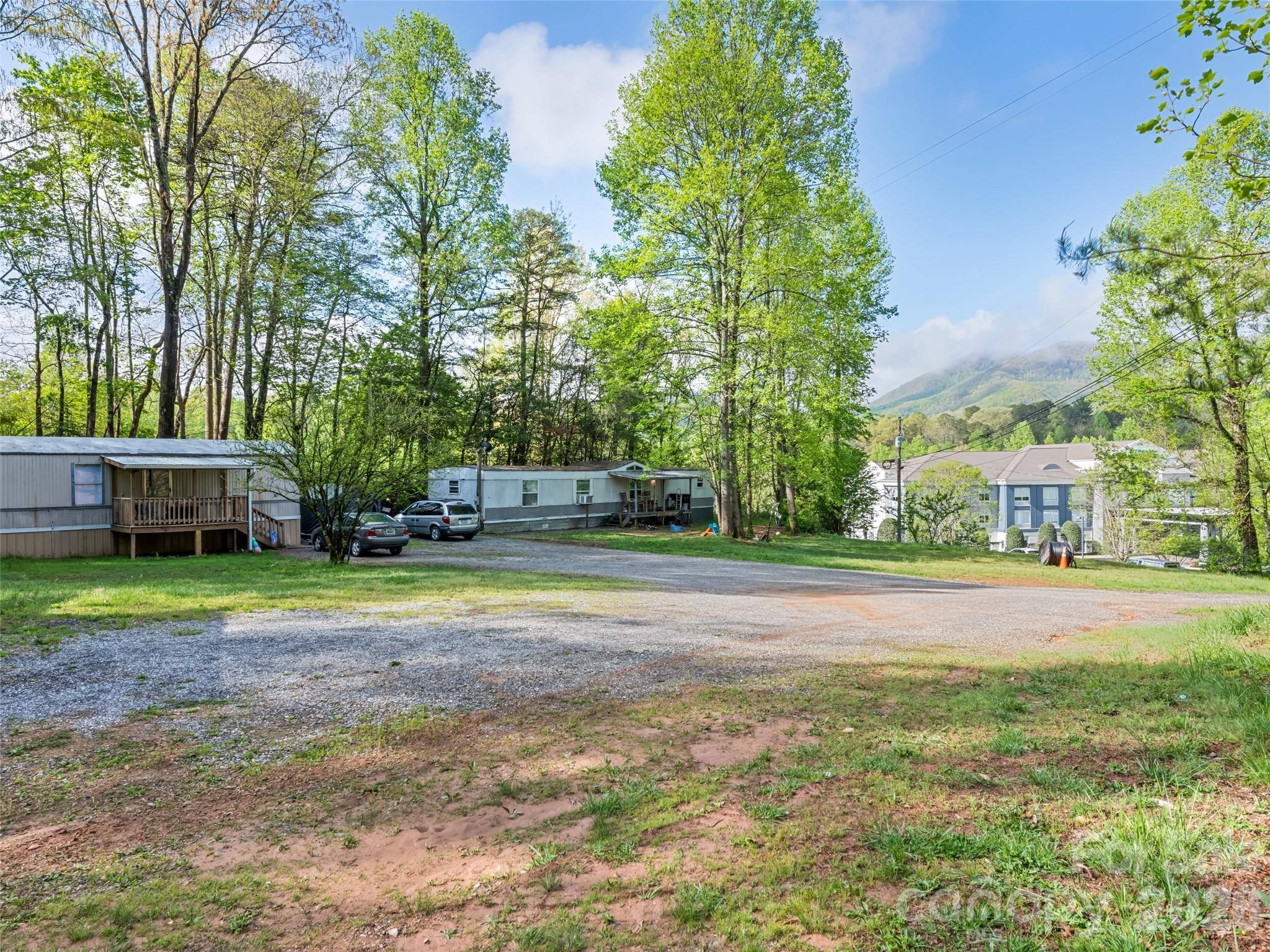 42 Violet DR, Sylva, NC 28779