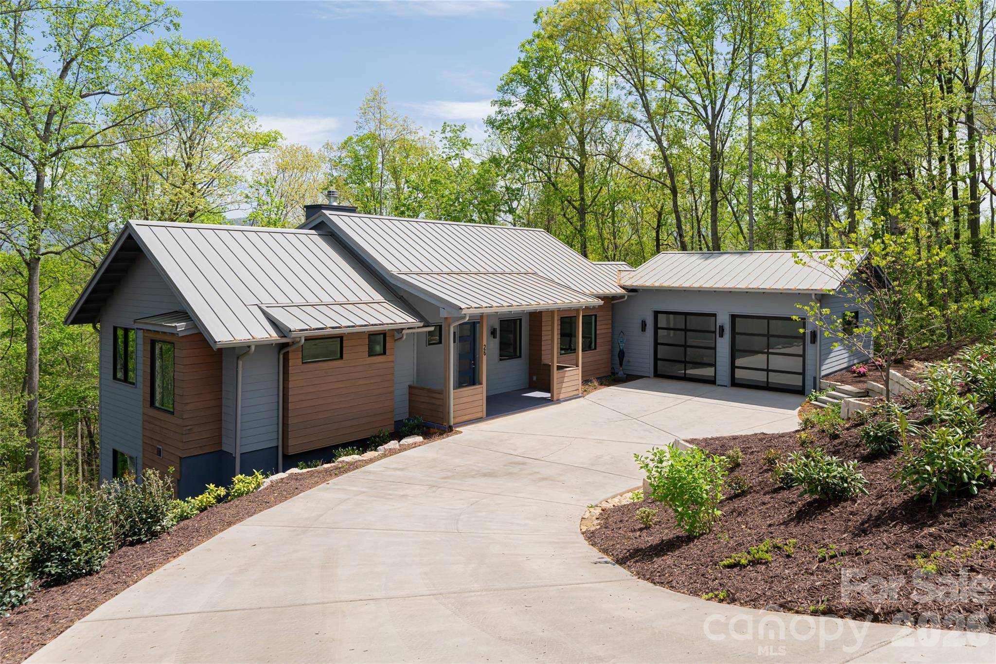 26 Hickory Top LN, Asheville, NC 28805