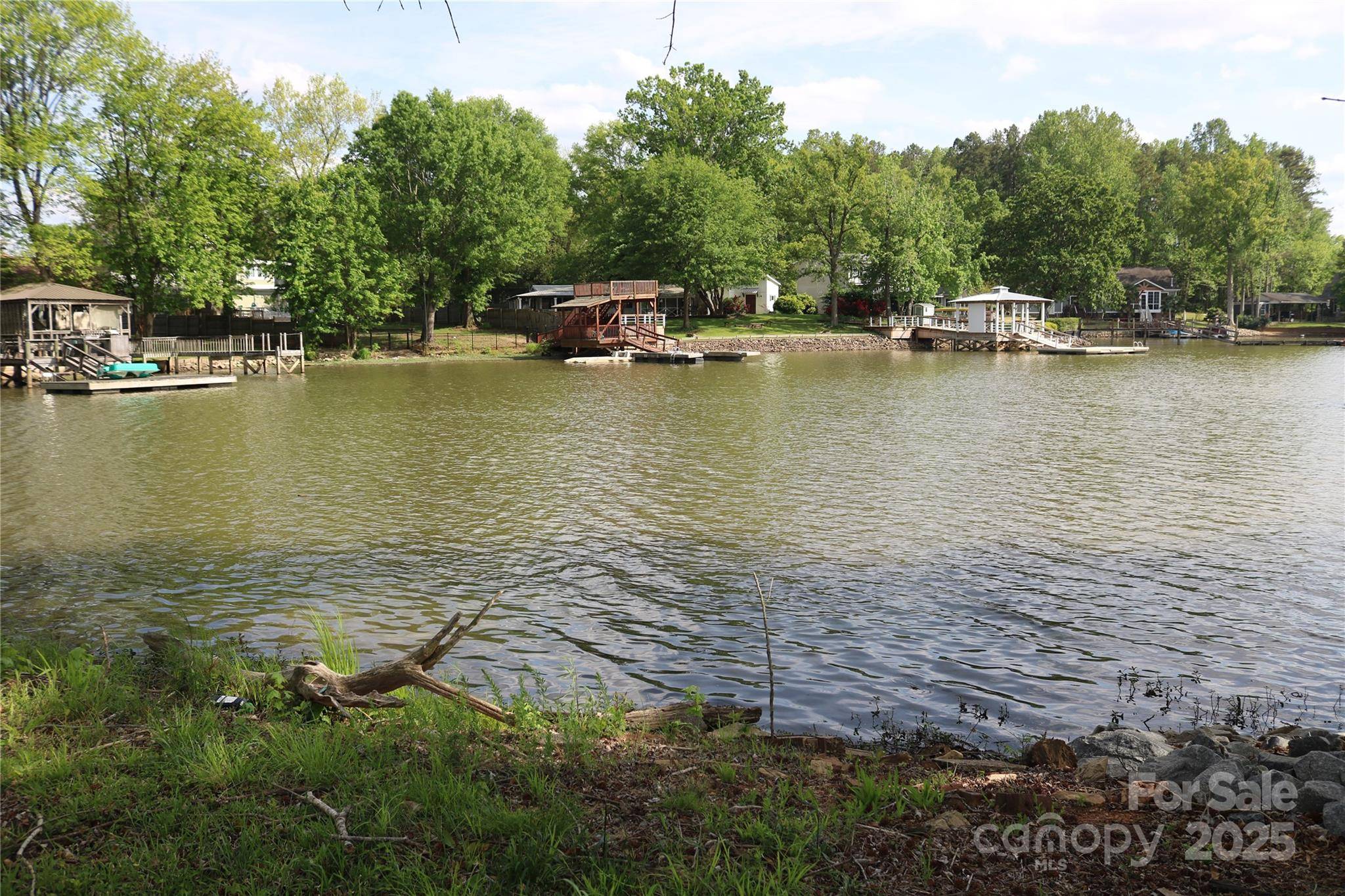 5165 Sapp CIR, Clover, SC 29710
