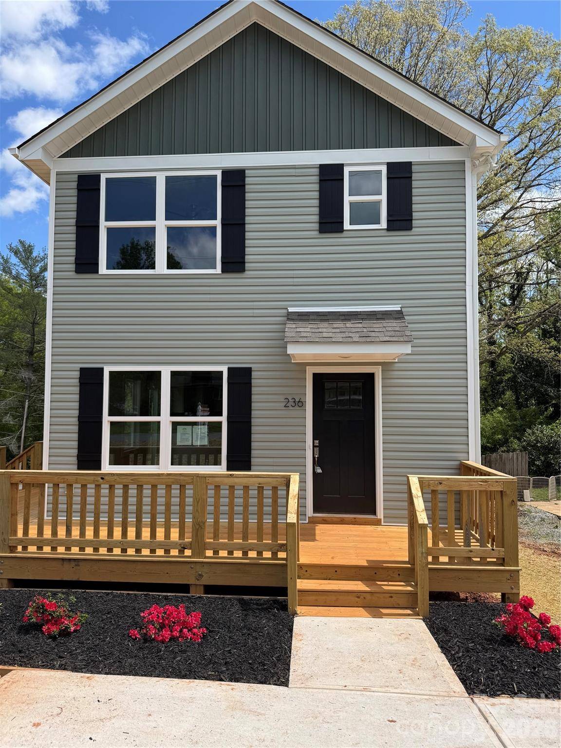 236 Elizabeth AVE, Forest City, NC 28043