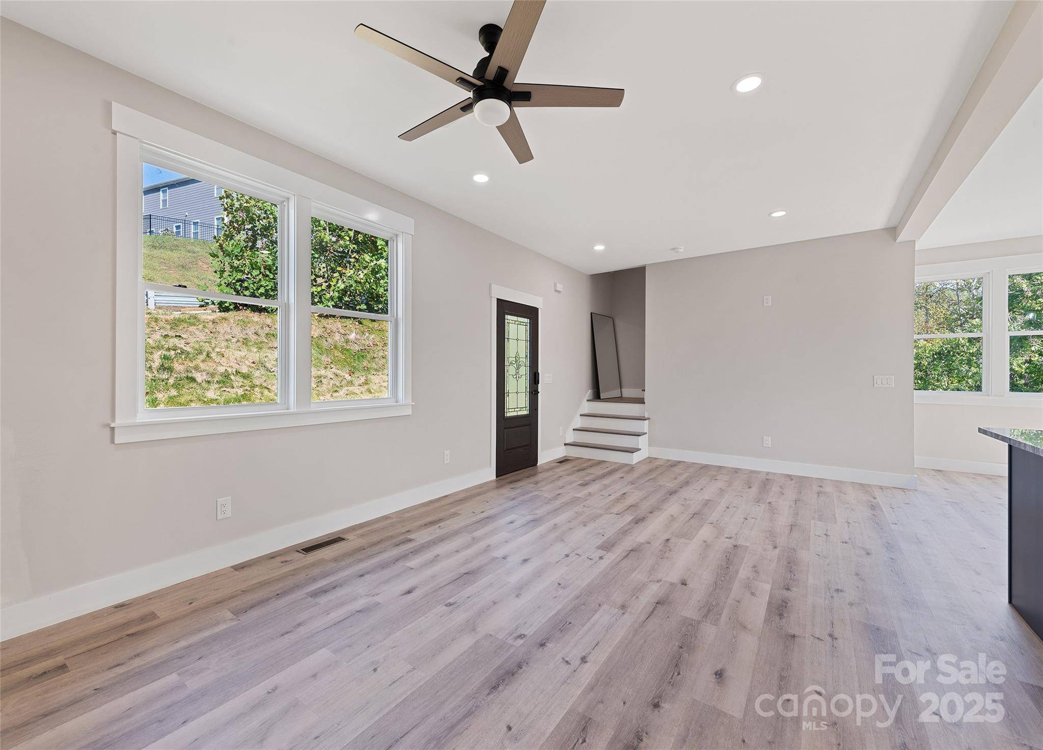 148 Amblers Knoll RD, Weaverville, NC 28787