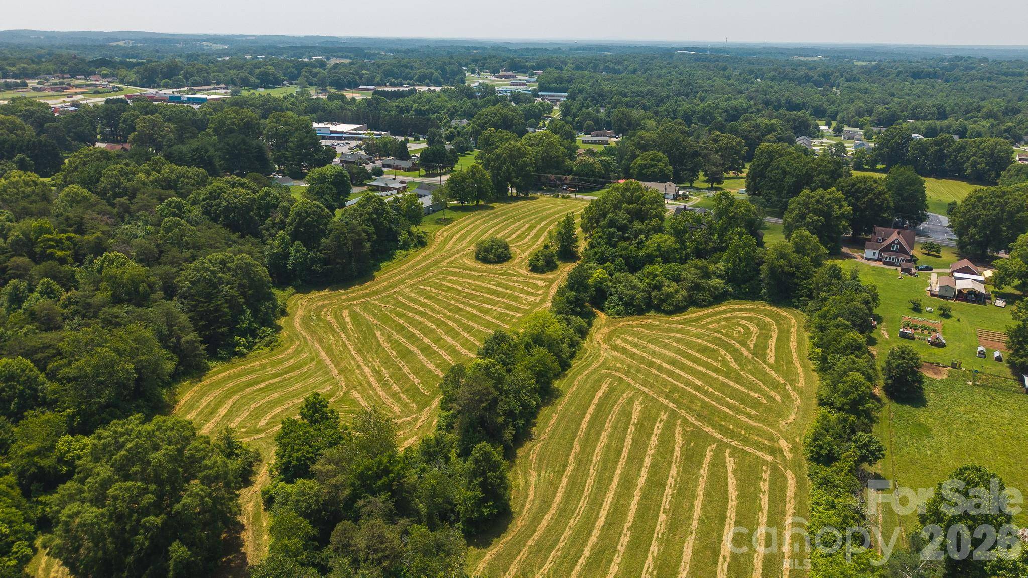 1040 NC 90 HWY W, Taylorsville, NC 20681