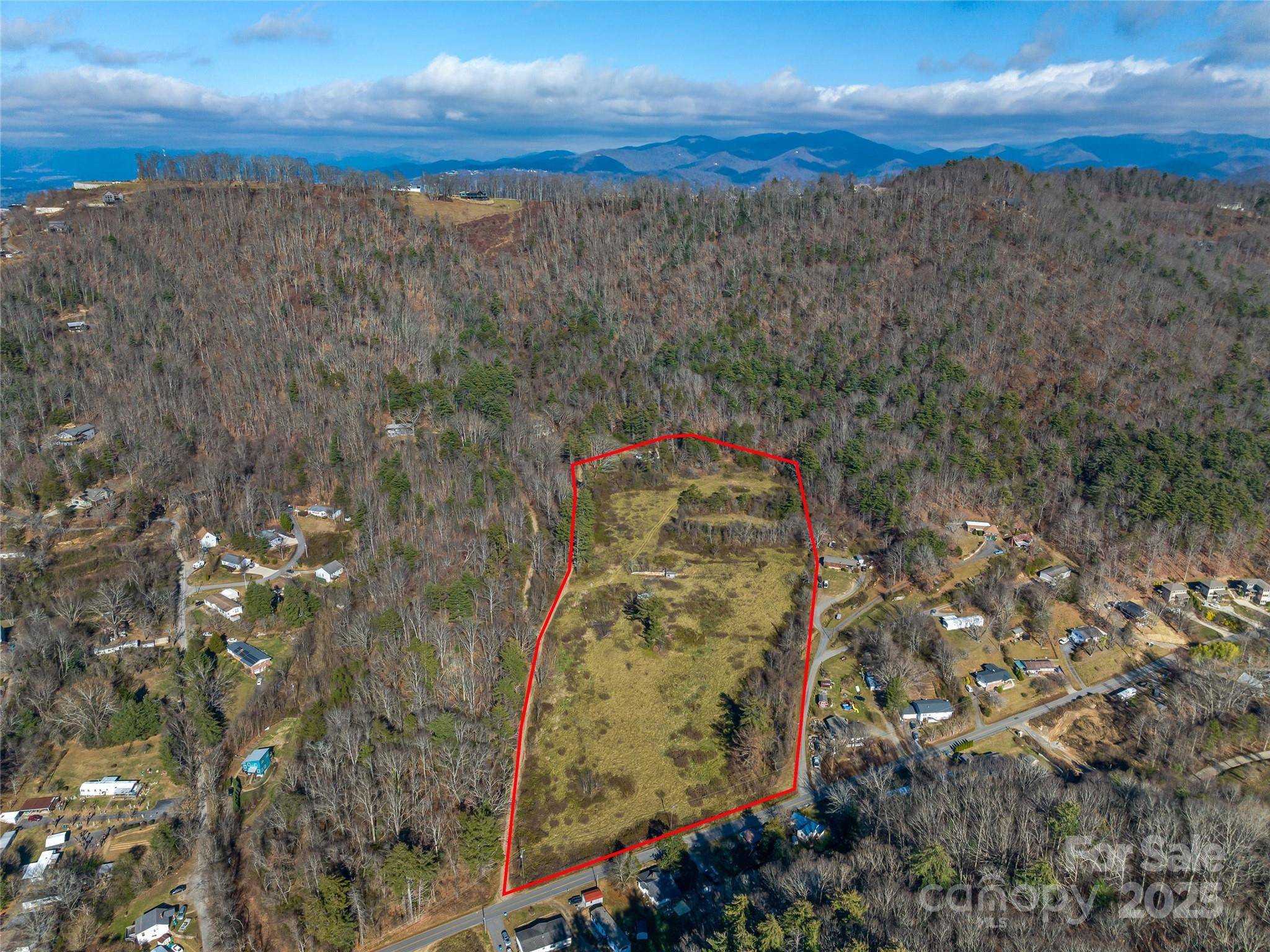 300 Baird Cove RD, Asheville, NC 28804