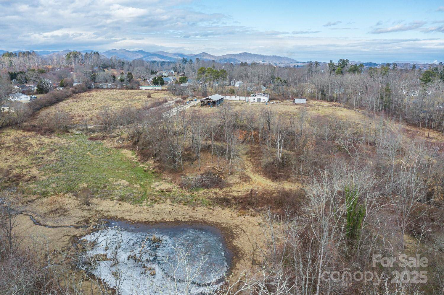 00 Ladson RD, Hendersonville, NC 28792