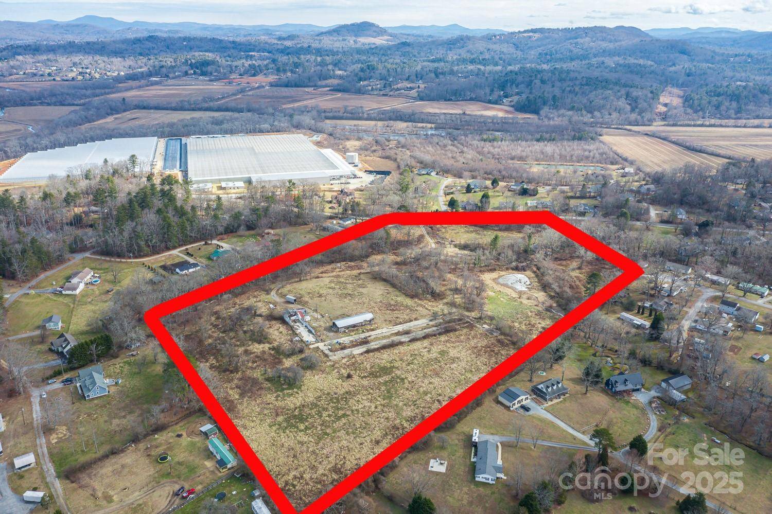 00 Ladson RD, Hendersonville, NC 28792