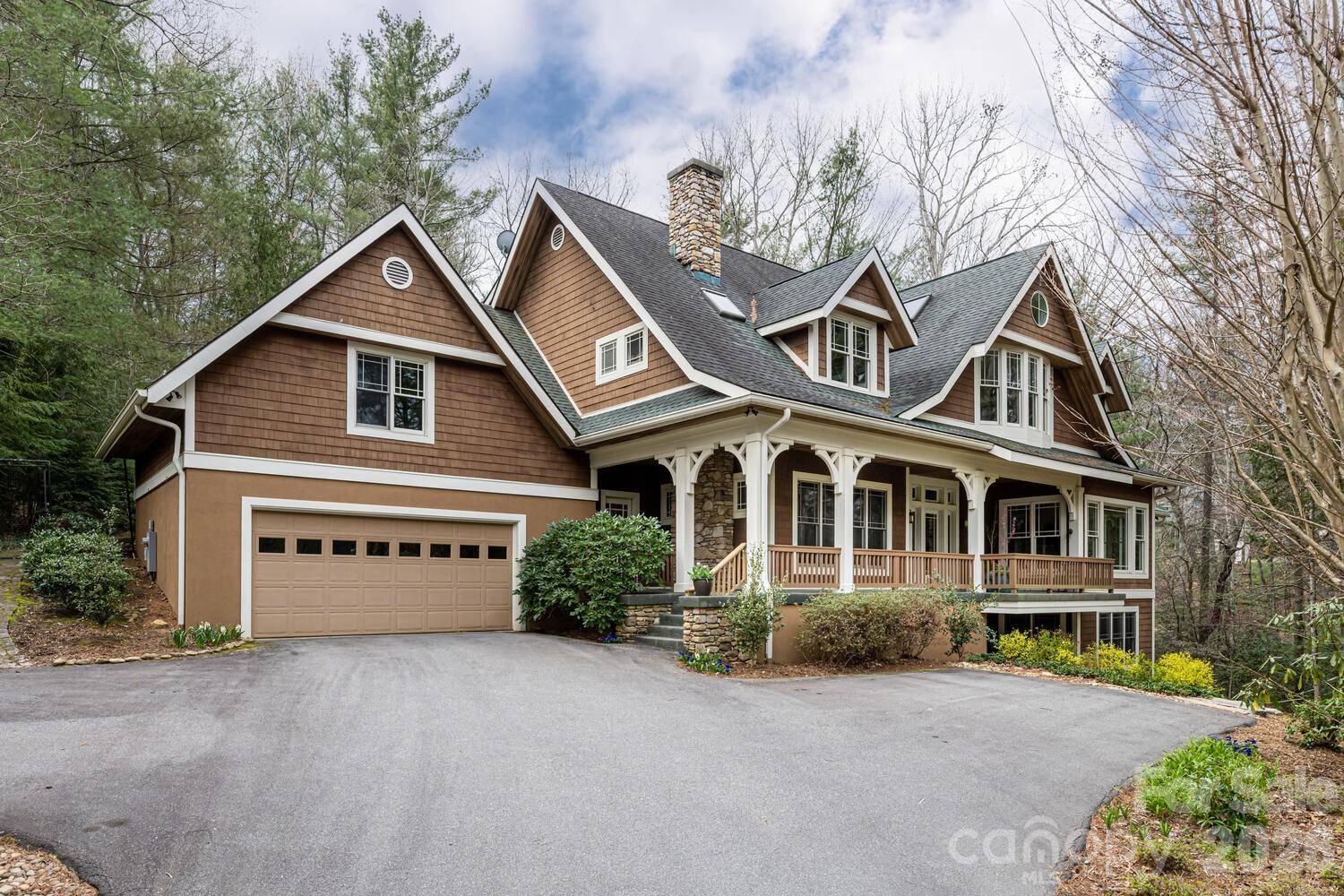 343 Racquet Club RD, Asheville, NC 28803