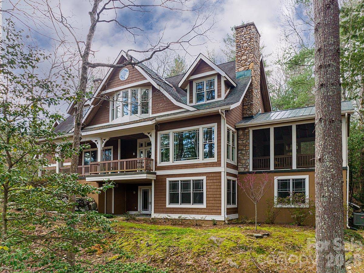 343 Racquet Club RD, Asheville, NC 28803