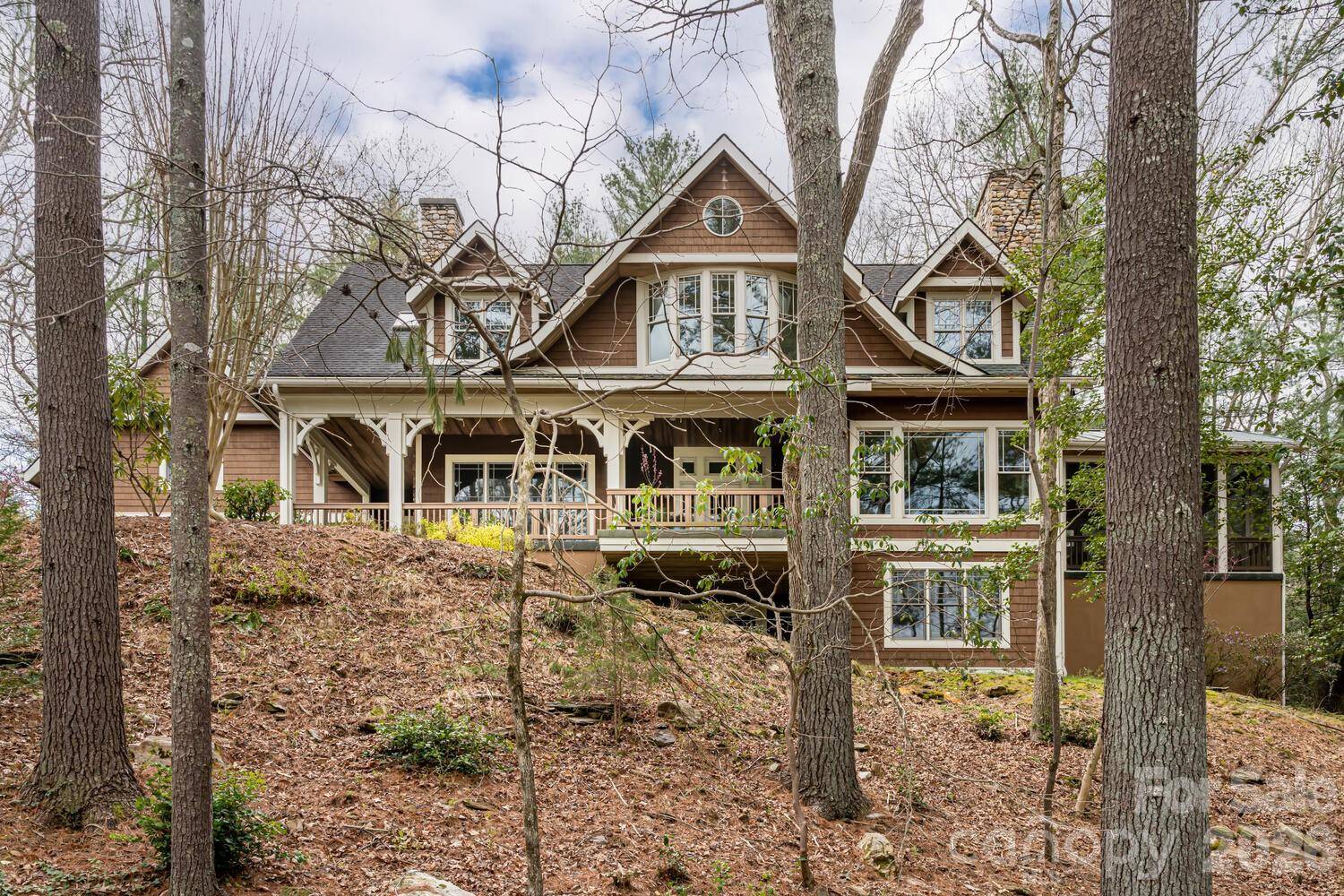 343 Racquet Club RD, Asheville, NC 28803