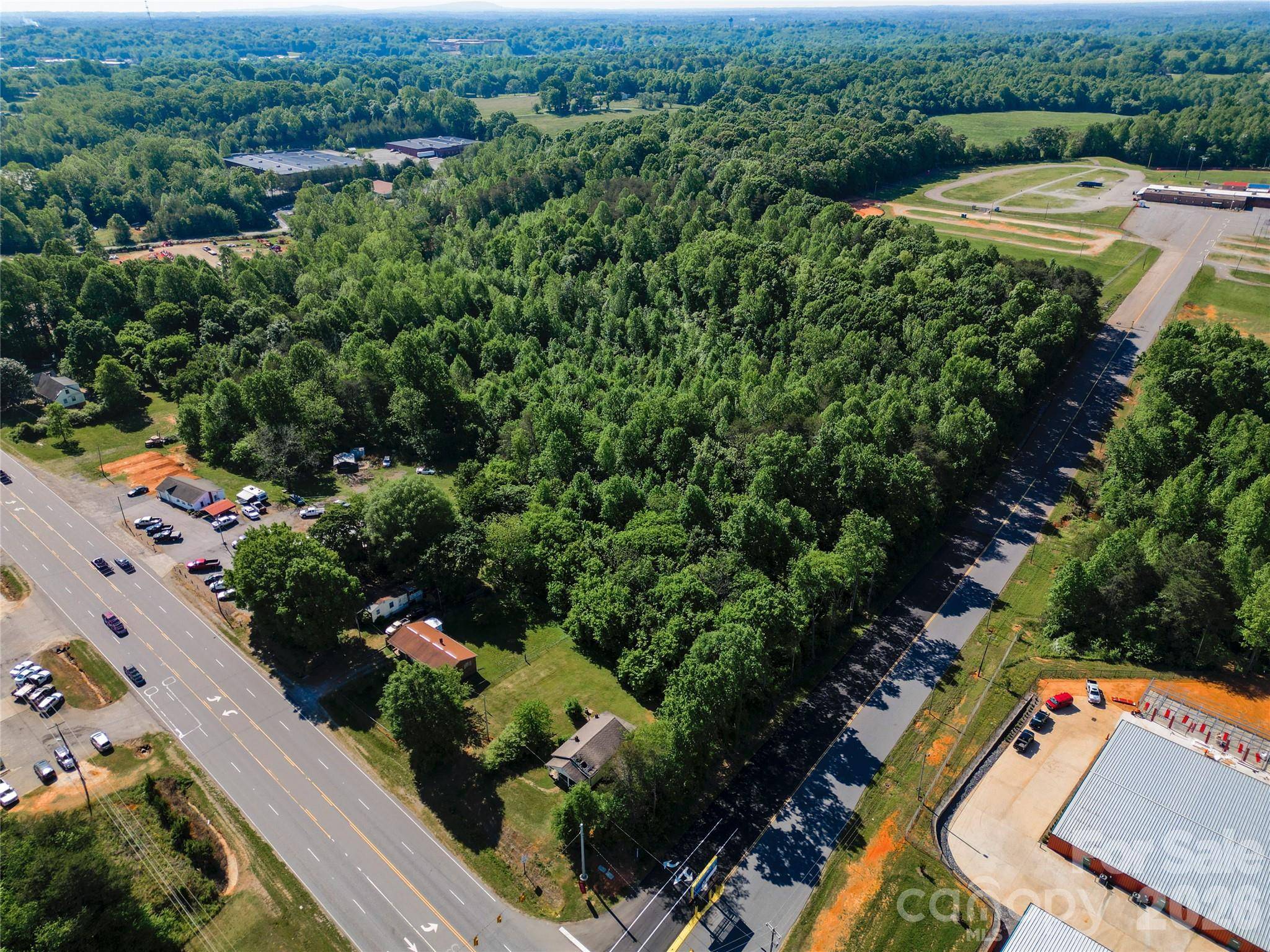 1123 US 70 HWY, Newton, NC 28658
