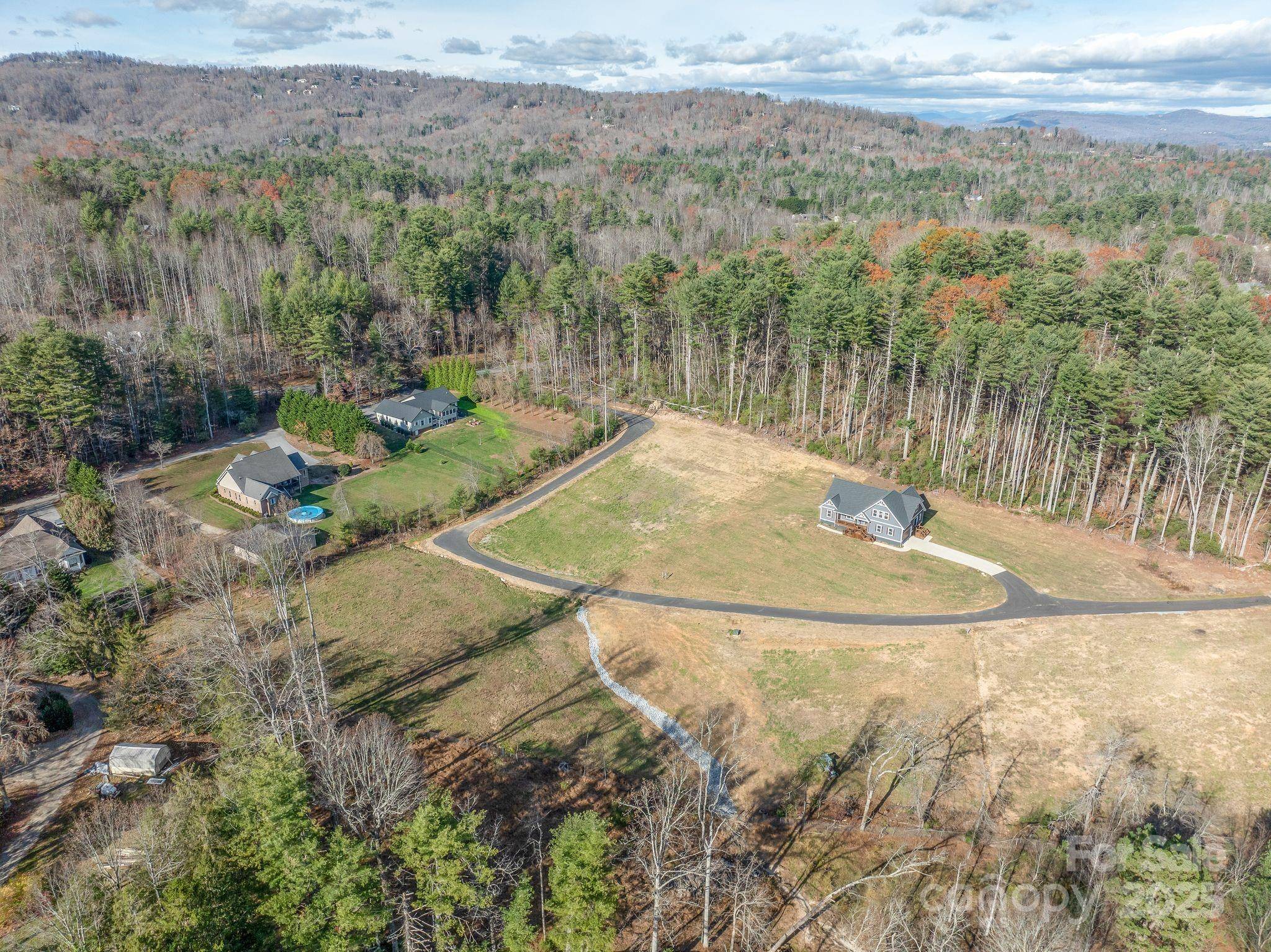 00 Kelly Daniele LN #4, Hendersonville, NC 28739