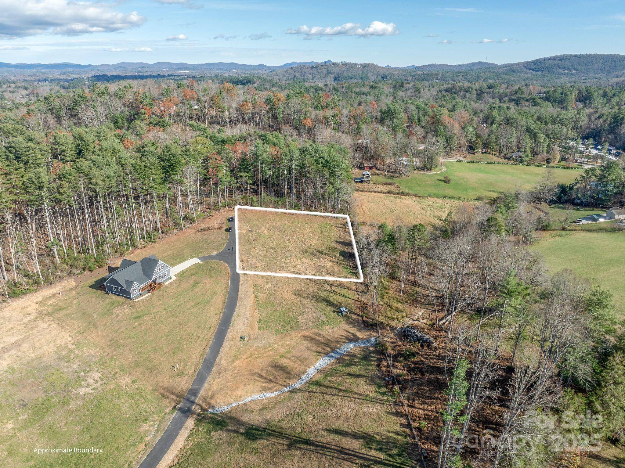 00 Kelly Daniele LN #5, Hendersonville, NC 28739