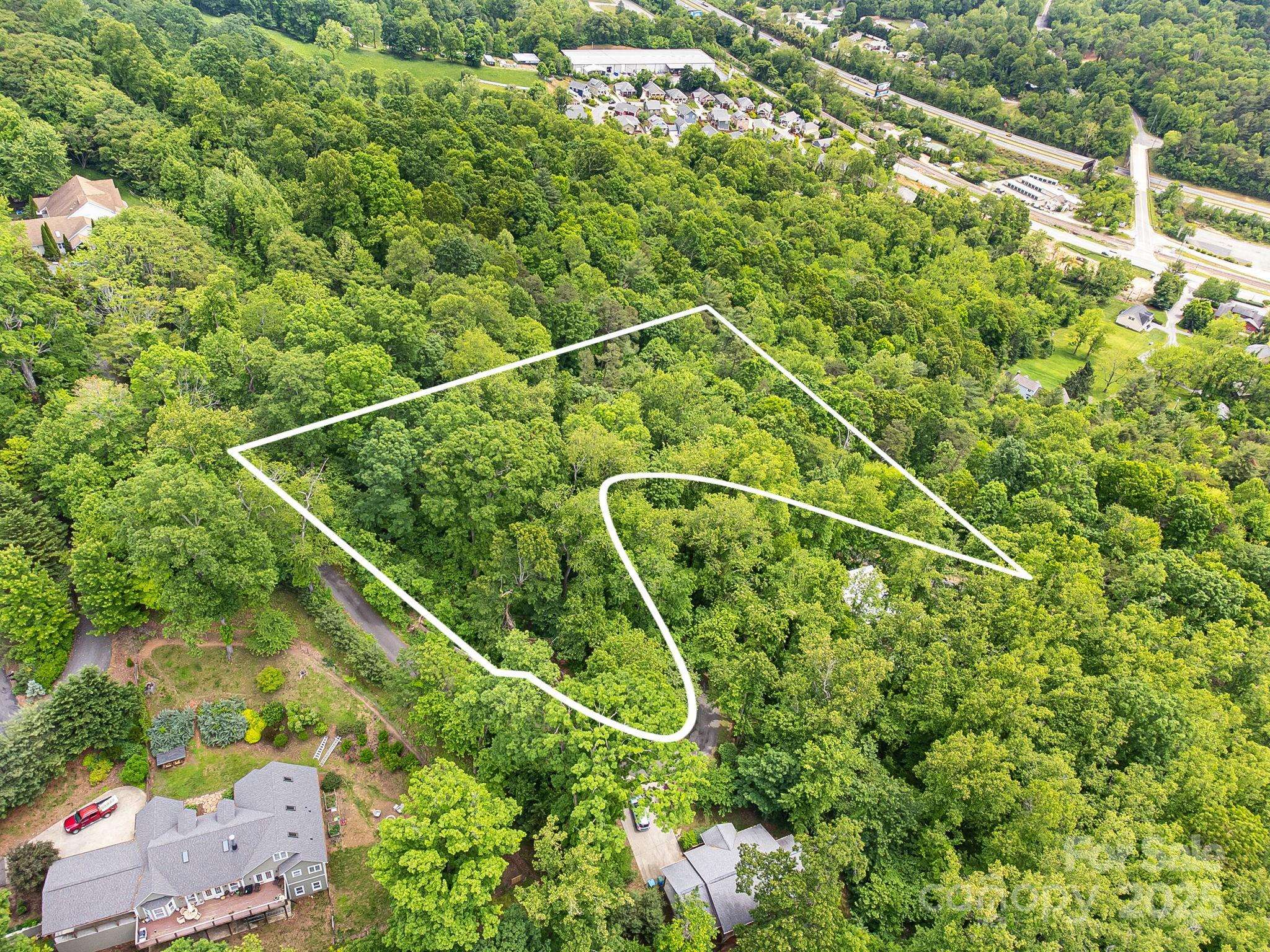 9999 Small Mountain DR, Asheville, NC 28805