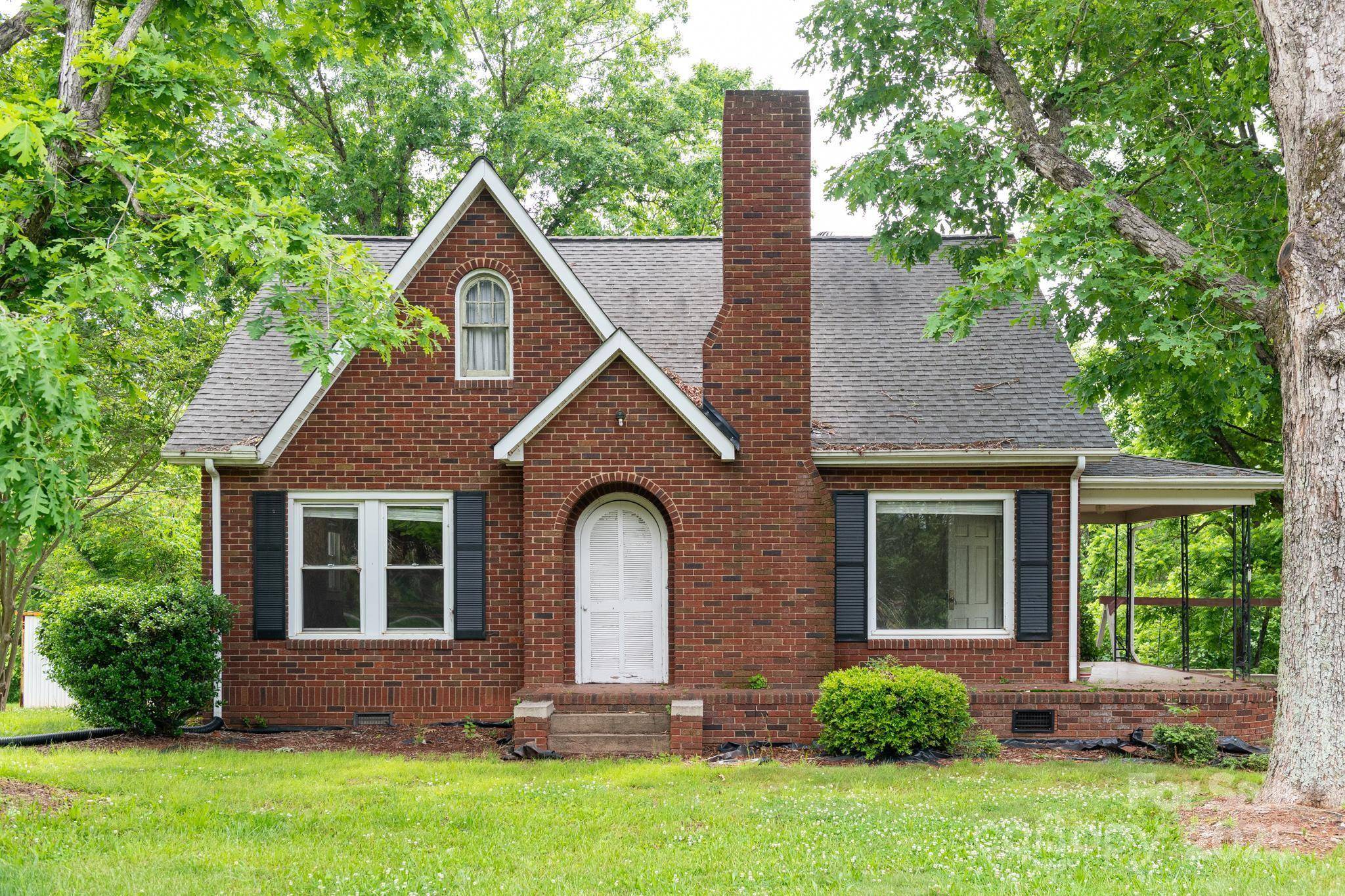 4098 S Nc Hwy 127 HWY, Hickory, NC 28602
