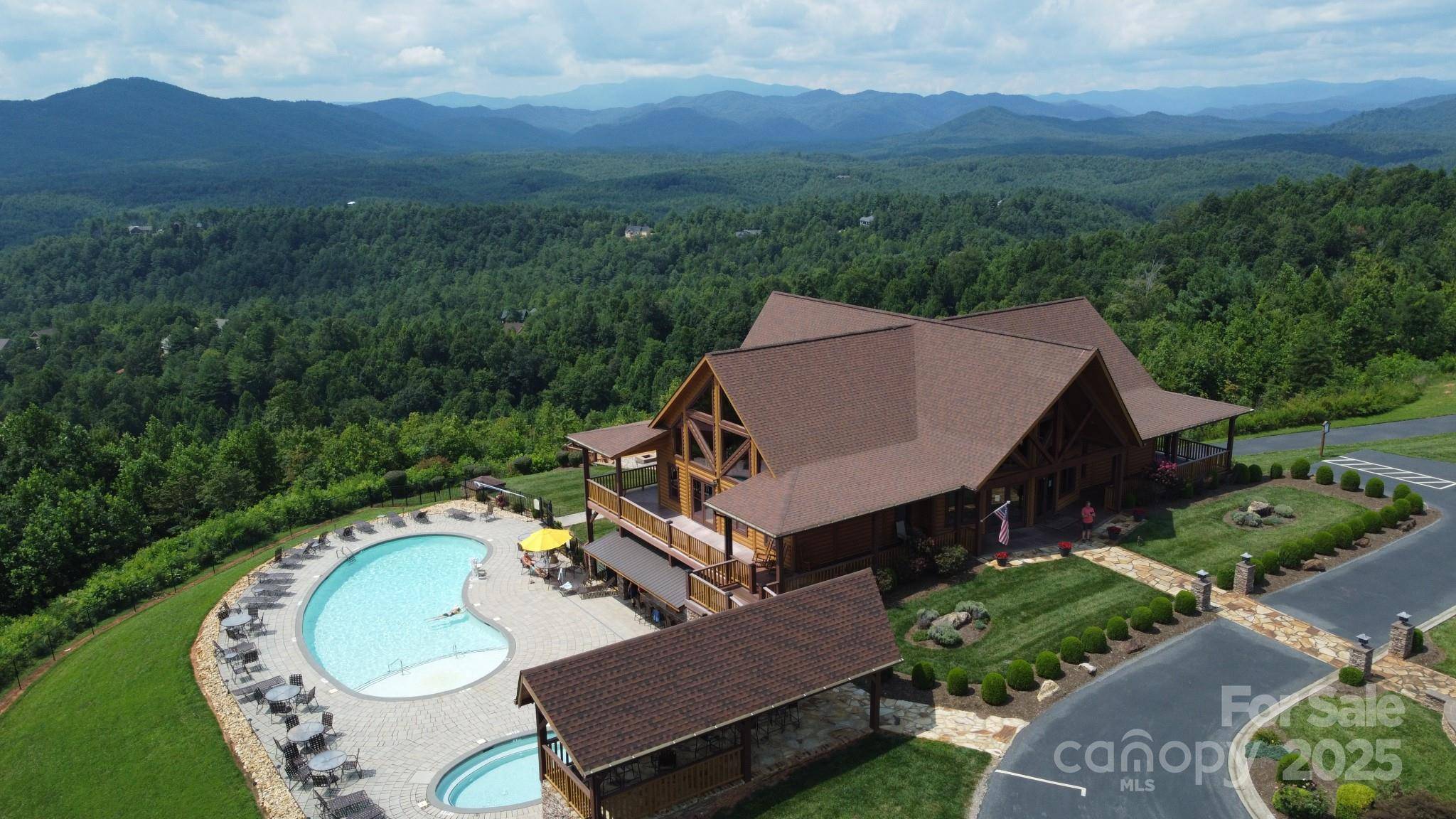 4899 White Oak WAY, Lenoir, NC 28645