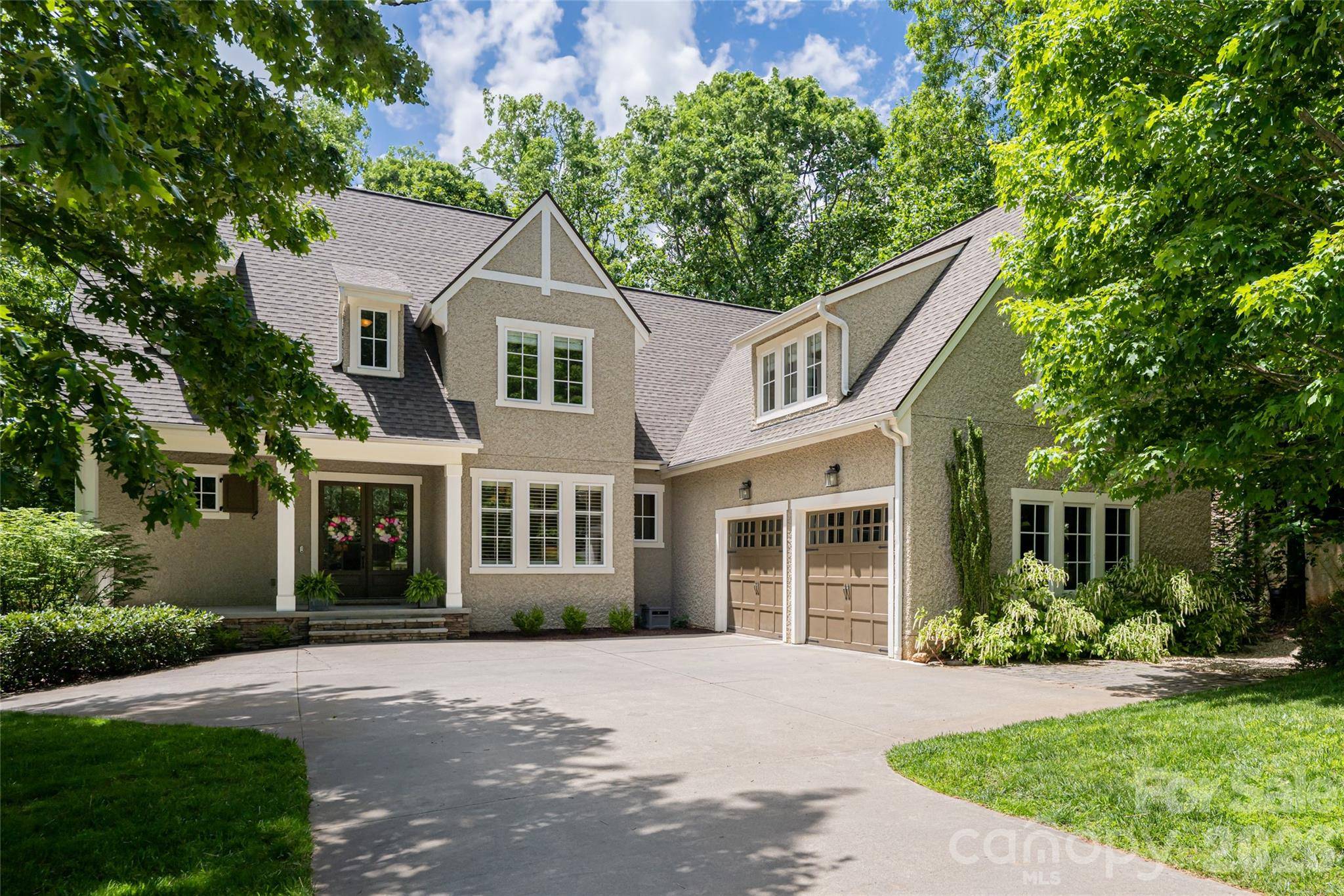 20 East Owl Creek LN, Fairview, NC 28730