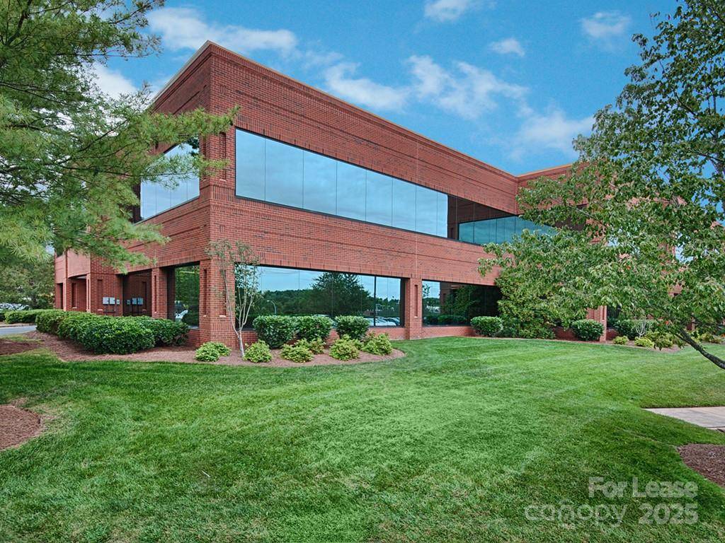 1200 Ridgefield BLVD #120, Asheville, NC 28806