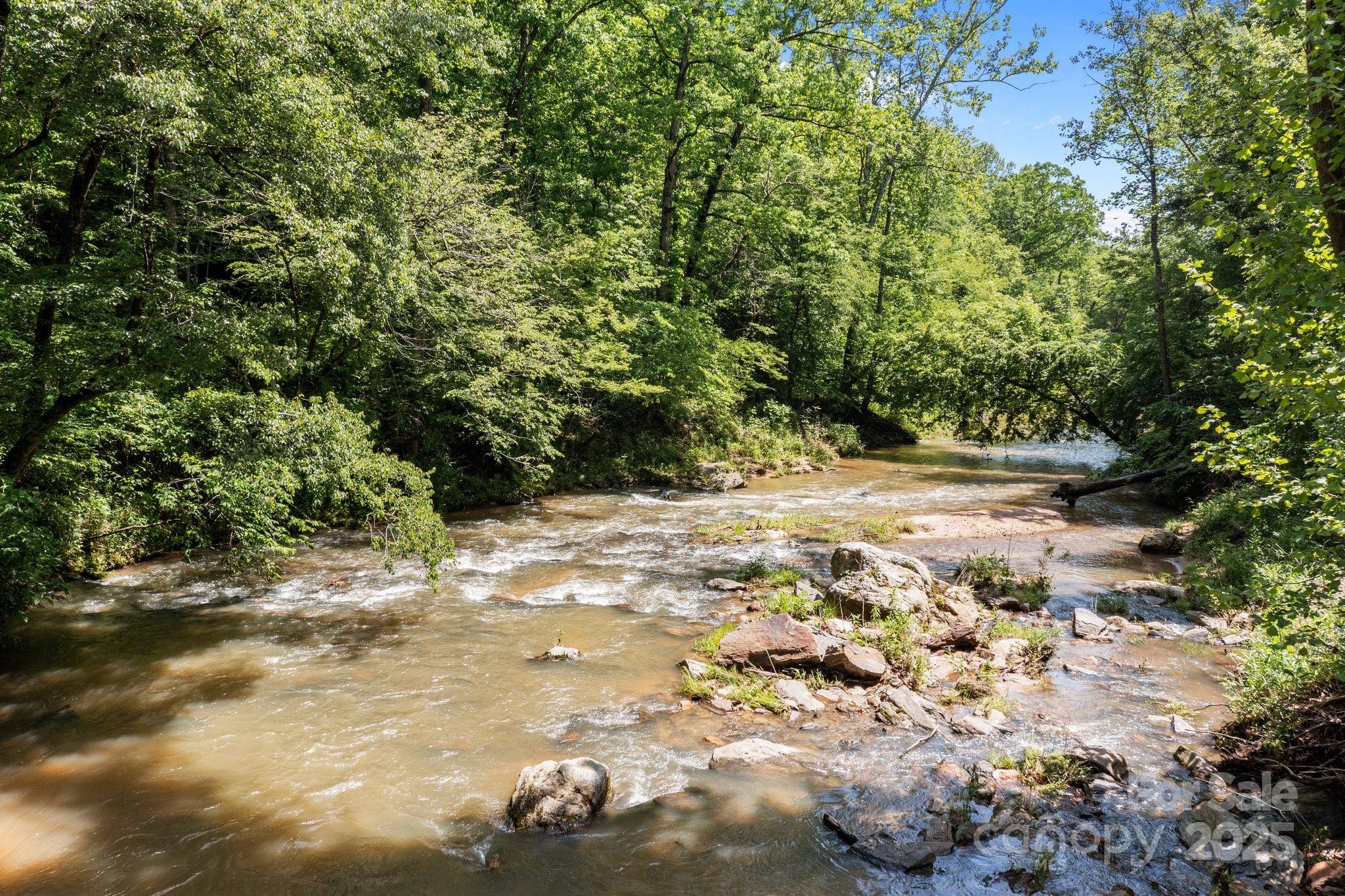 437 Linneys Mill RD, Union Grove, NC 28689